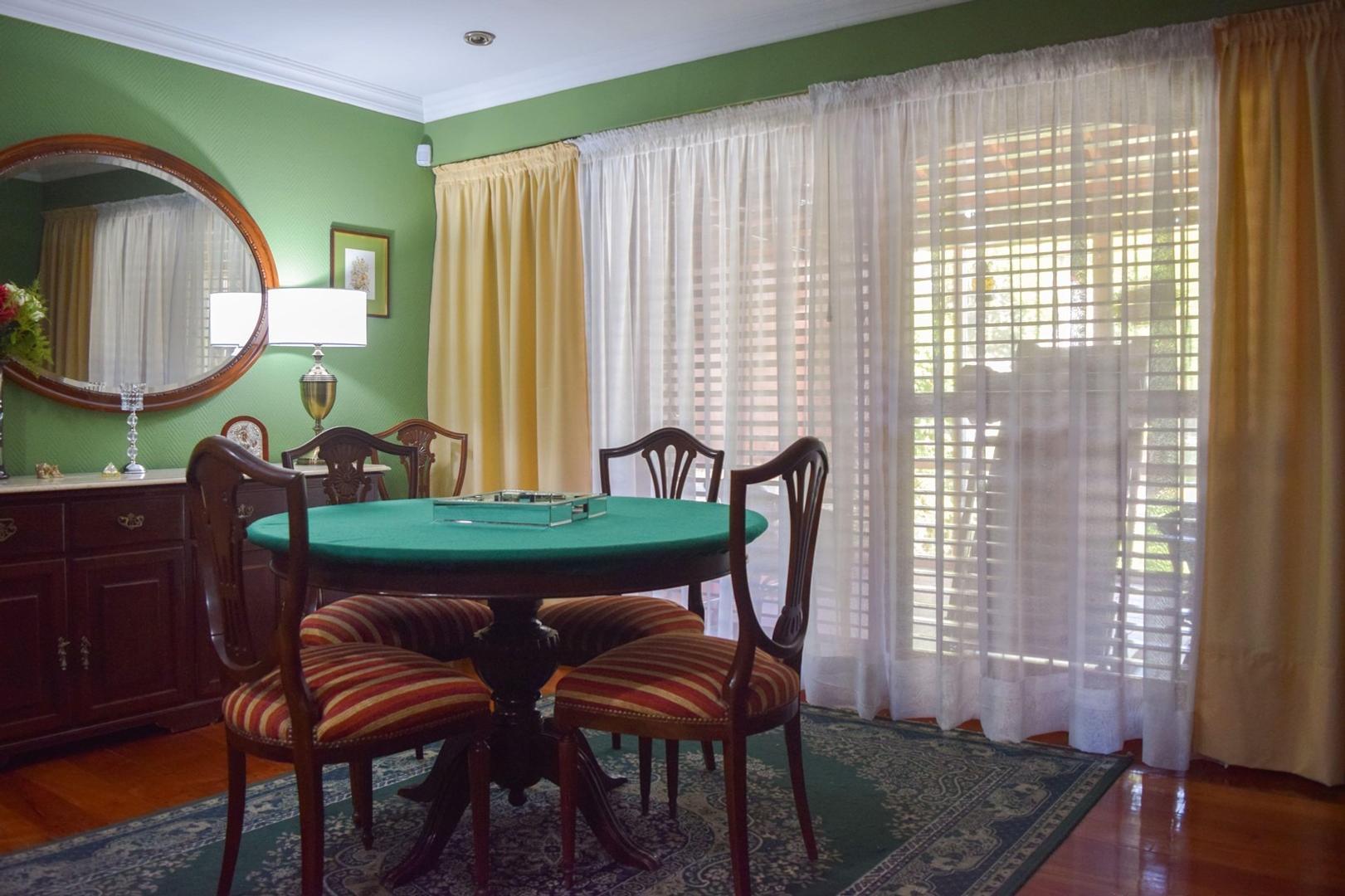 Casa 4 ambientes con 3 baños