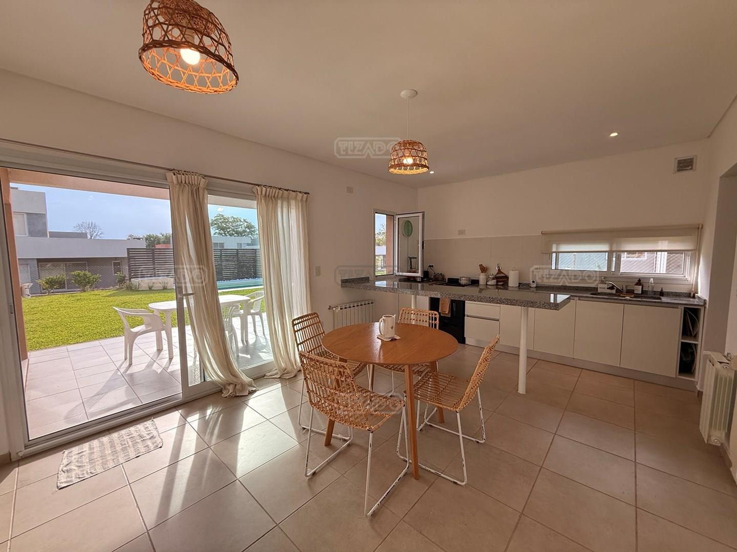 Casa en Alquiler de 2 dormitorios