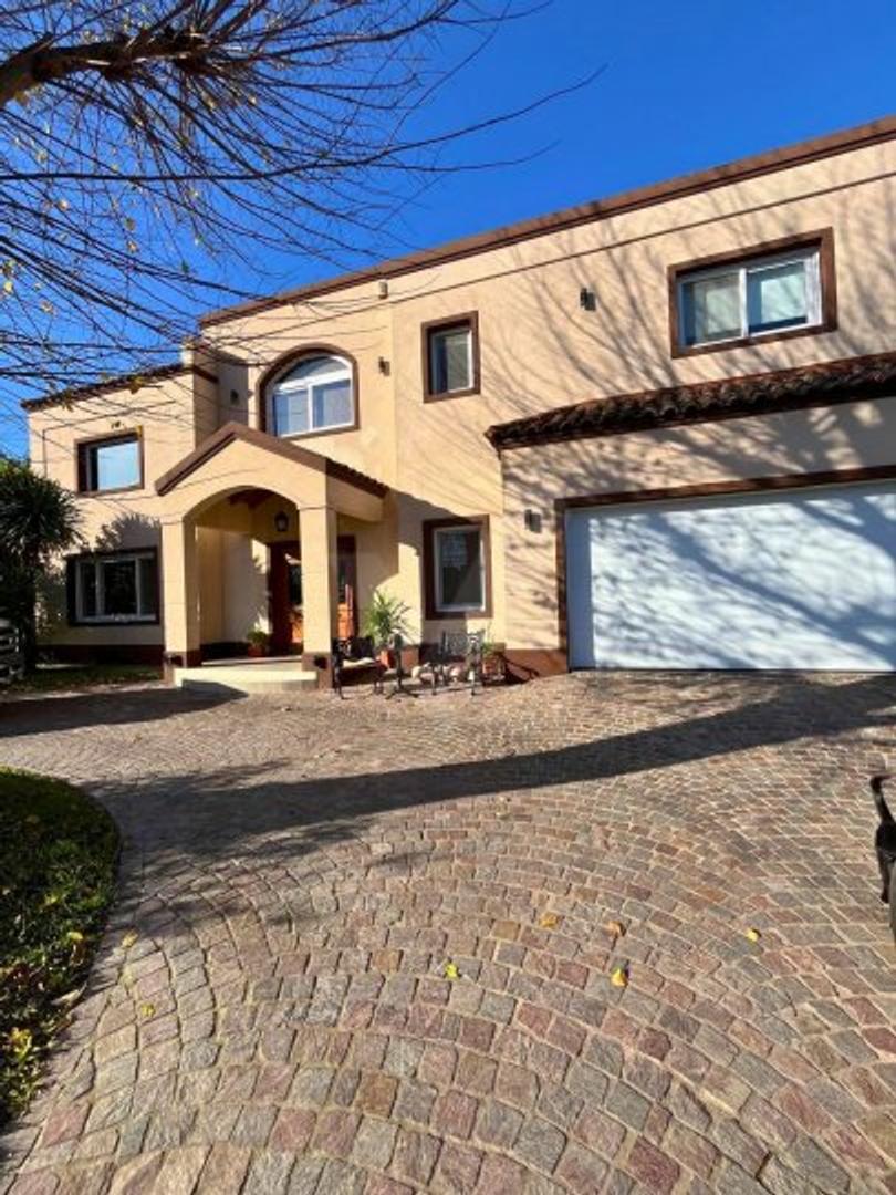 "Vende casa en Fincas de Hudson: ¡Una oportunidad única para vivir rodeado de naturaleza!&...