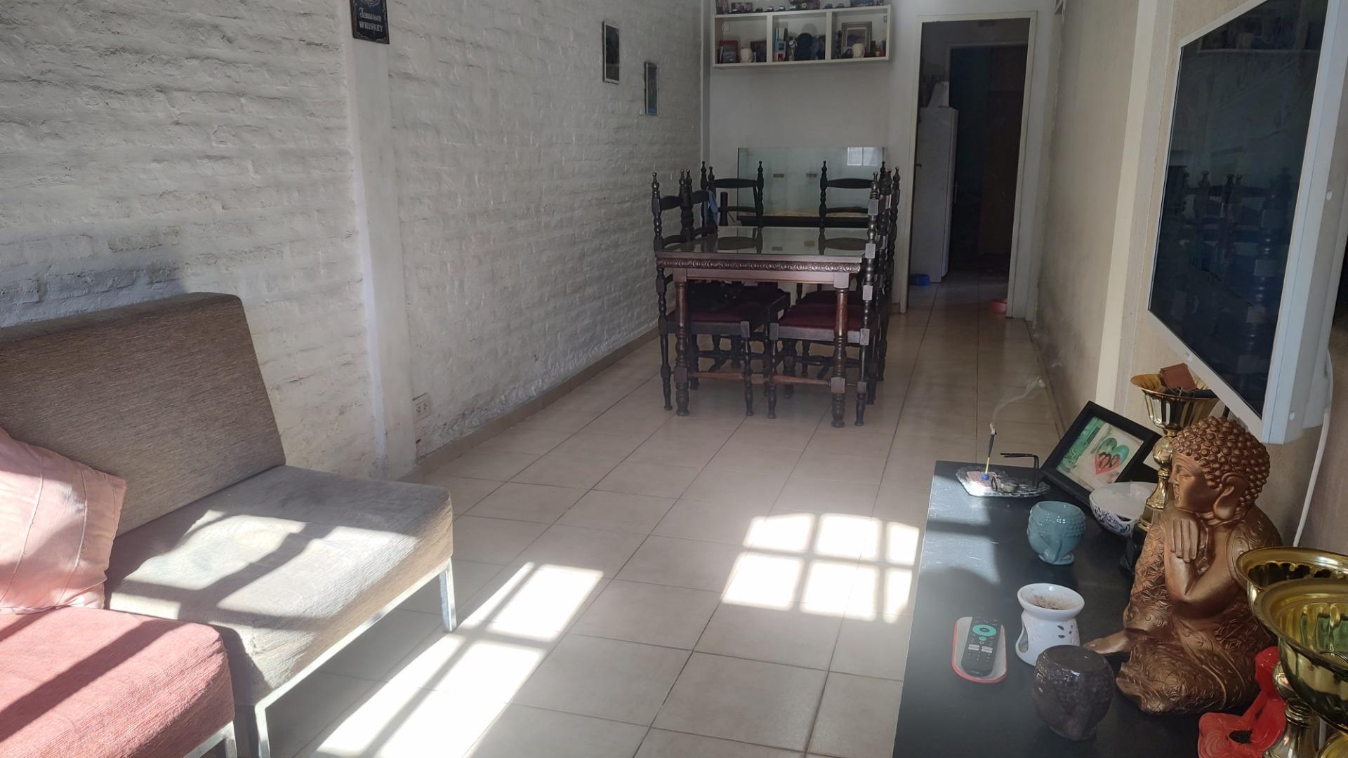 Depto Tipo Casa en Venta de 4 ambientes