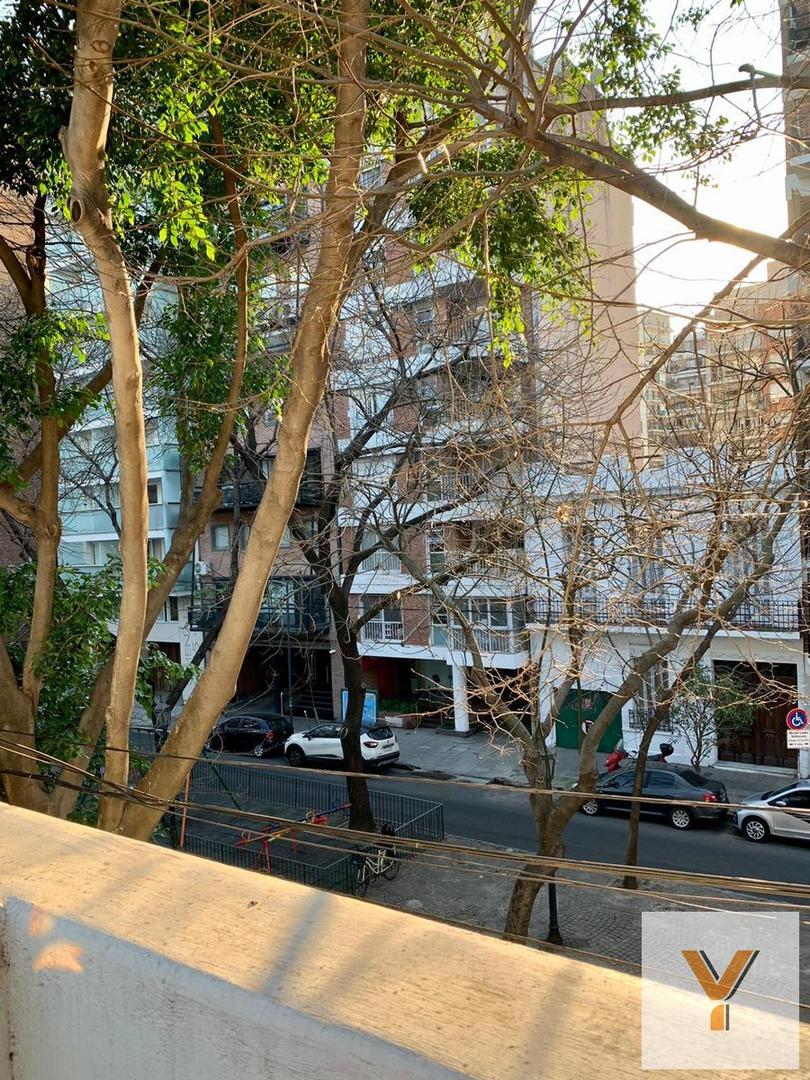 Avenida Chenaut e/ Baez y Huergo