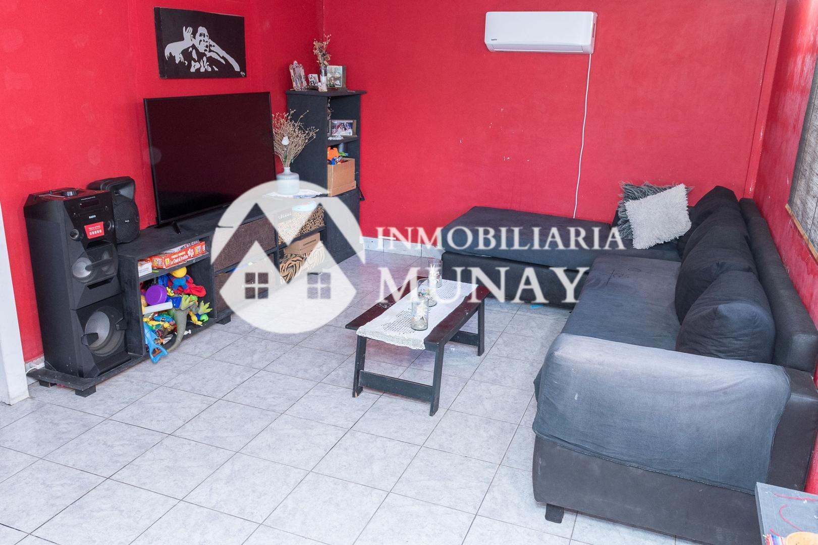 Casa 3 ambientes con 1 baño