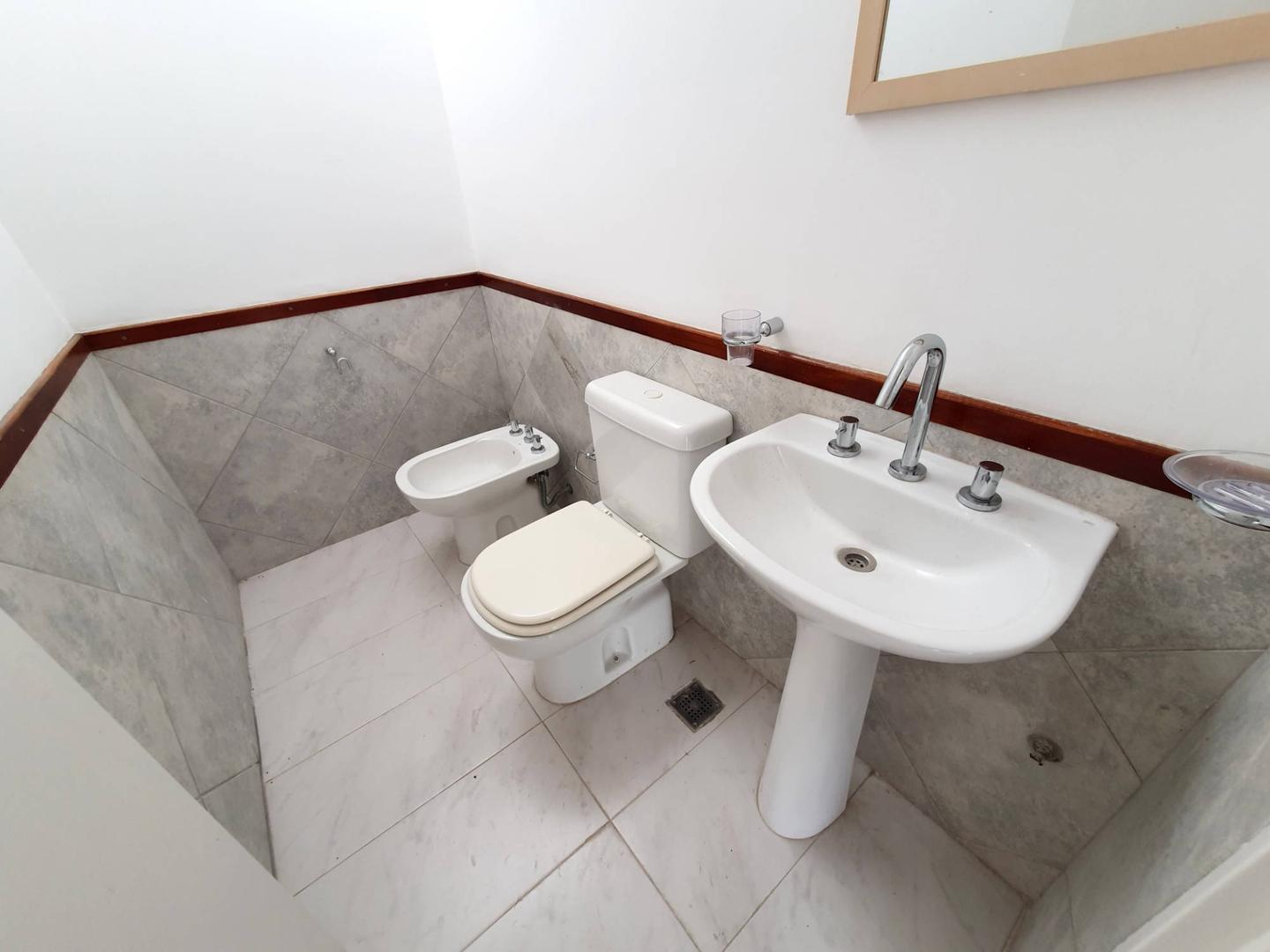 Casa Super Amplia en Venta en B° La Cuesta