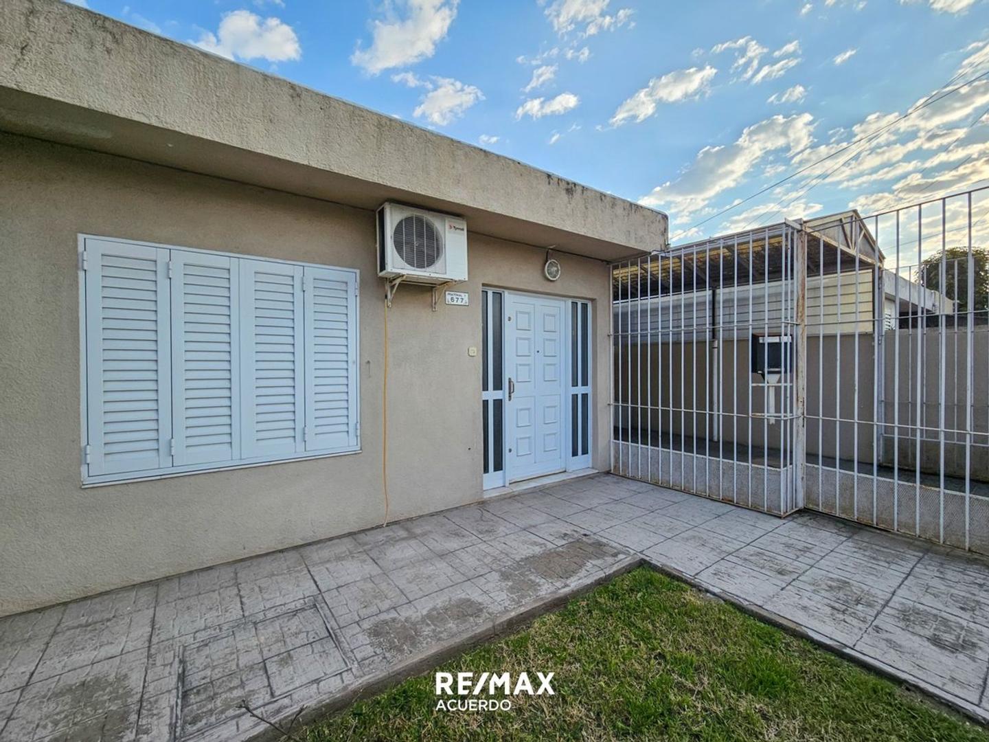 VENTA CASA SAN NICOLAS  B° DON BOSCO 2 DORMIS