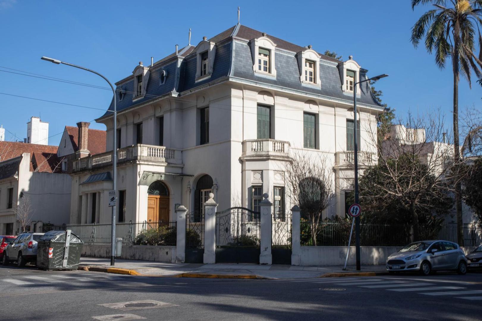 Mariscal Antonio Sucre  al 3200