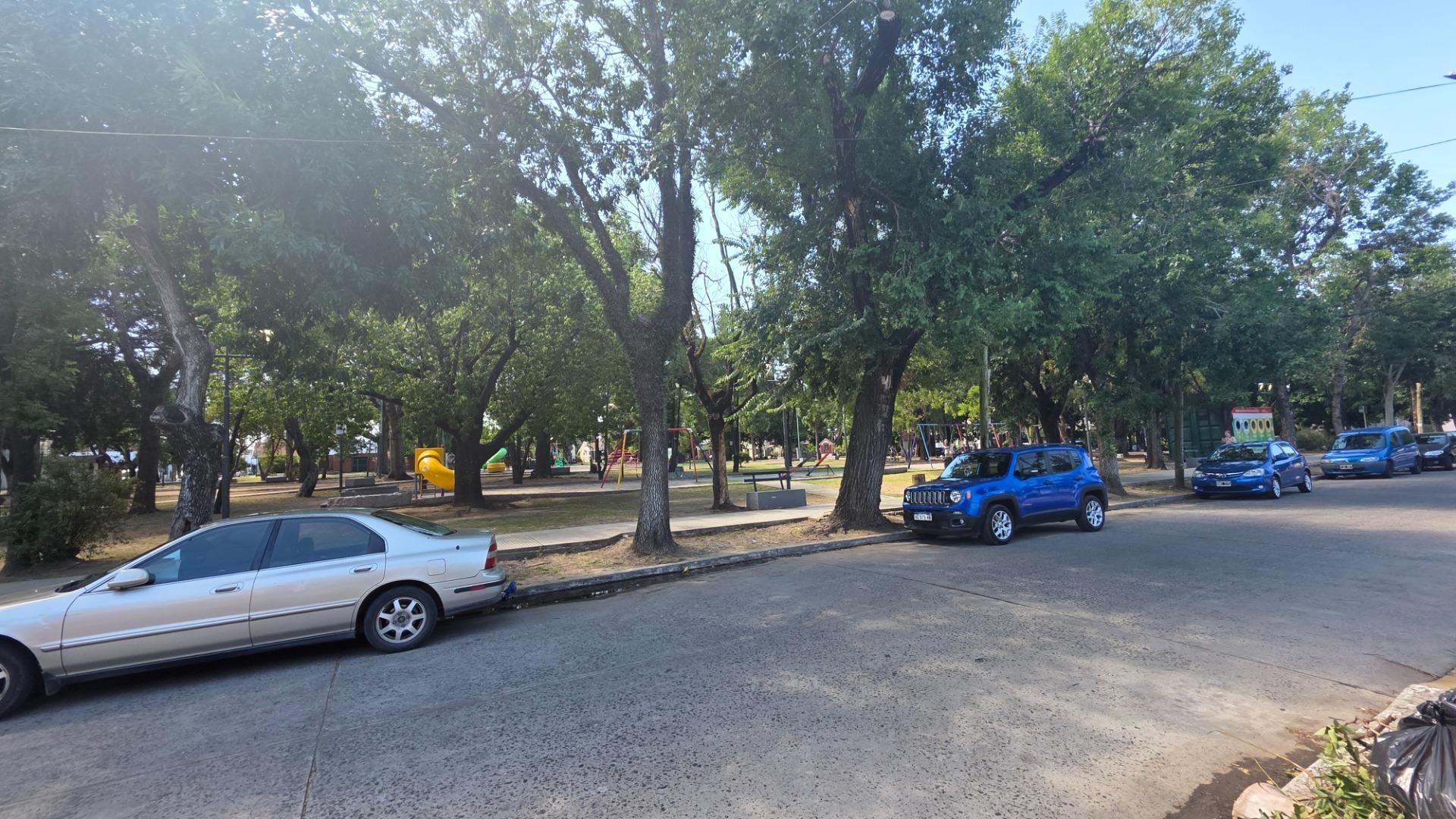 Casa en Venta en Quilmes, USD 99.000