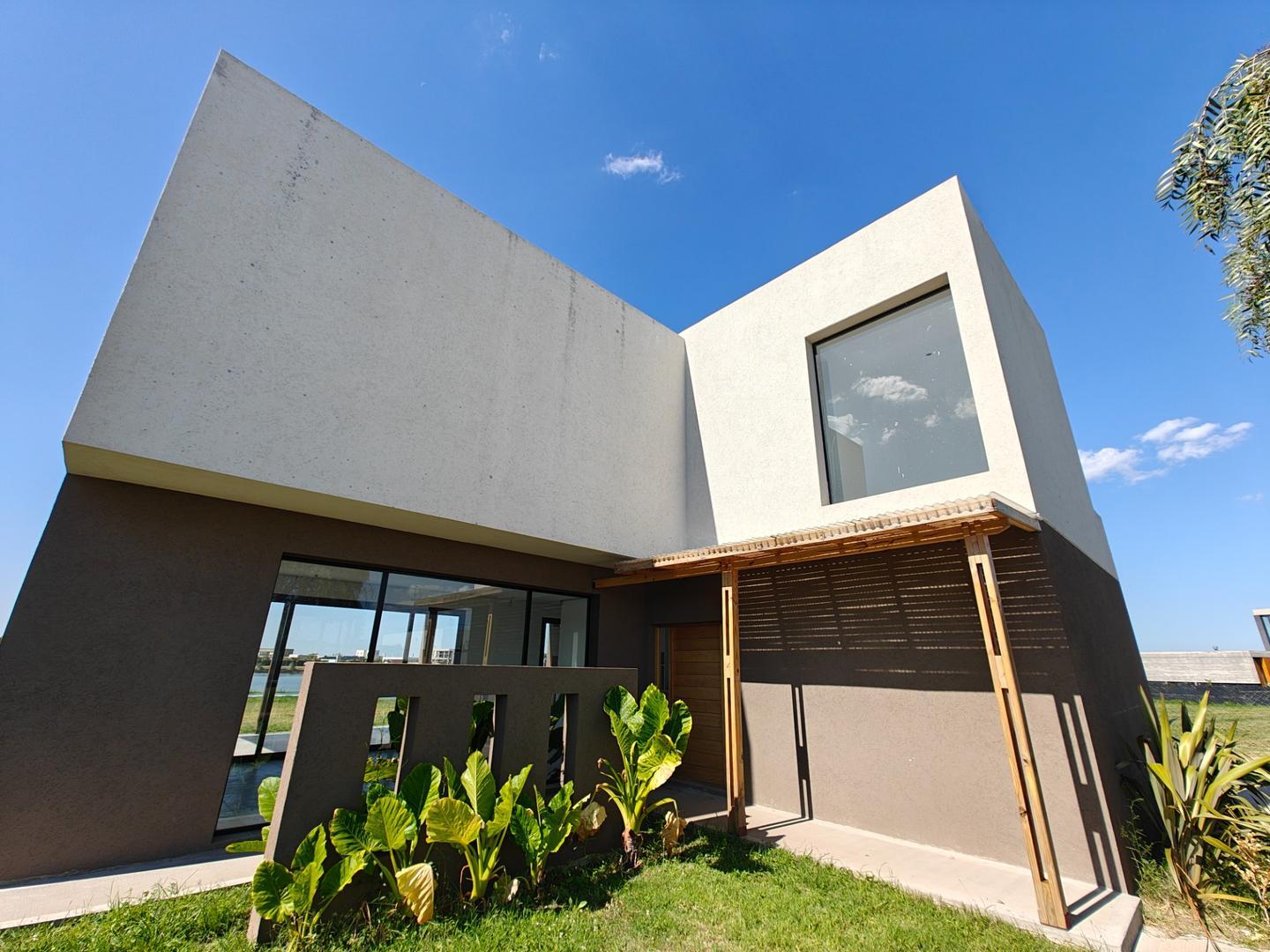 Casa en Venta en San Sebastian, USD 275.000
