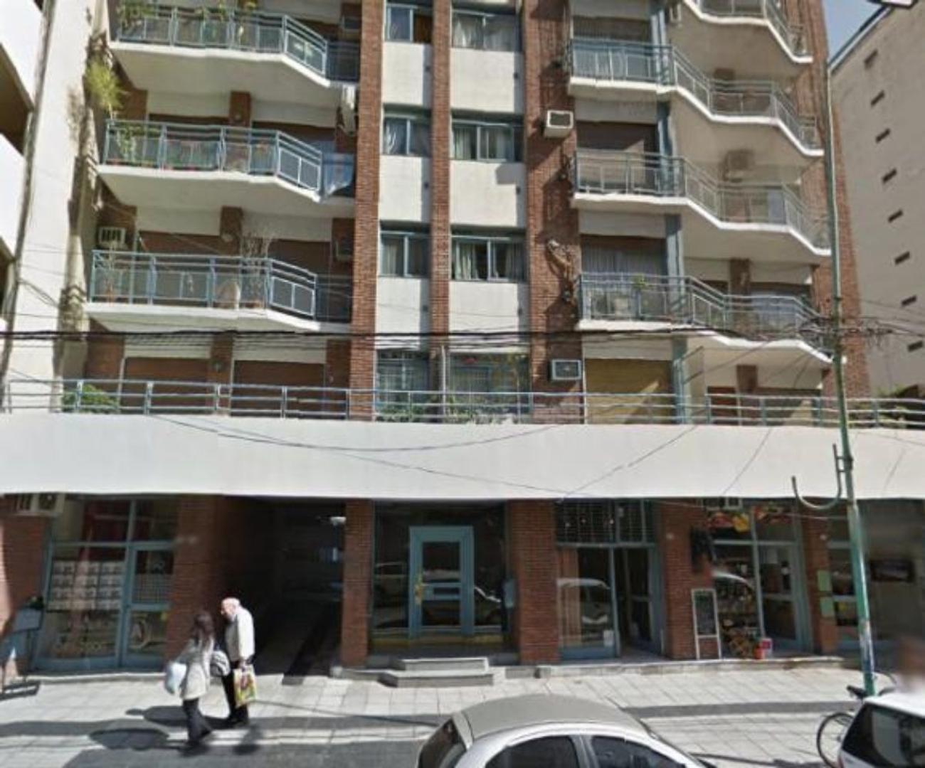 Dpto 3 Amb  con Cochera