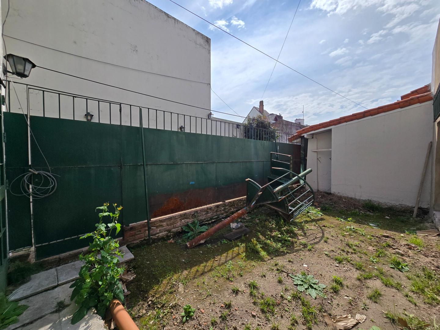 Chalet en Venta en Villa Sarmiento