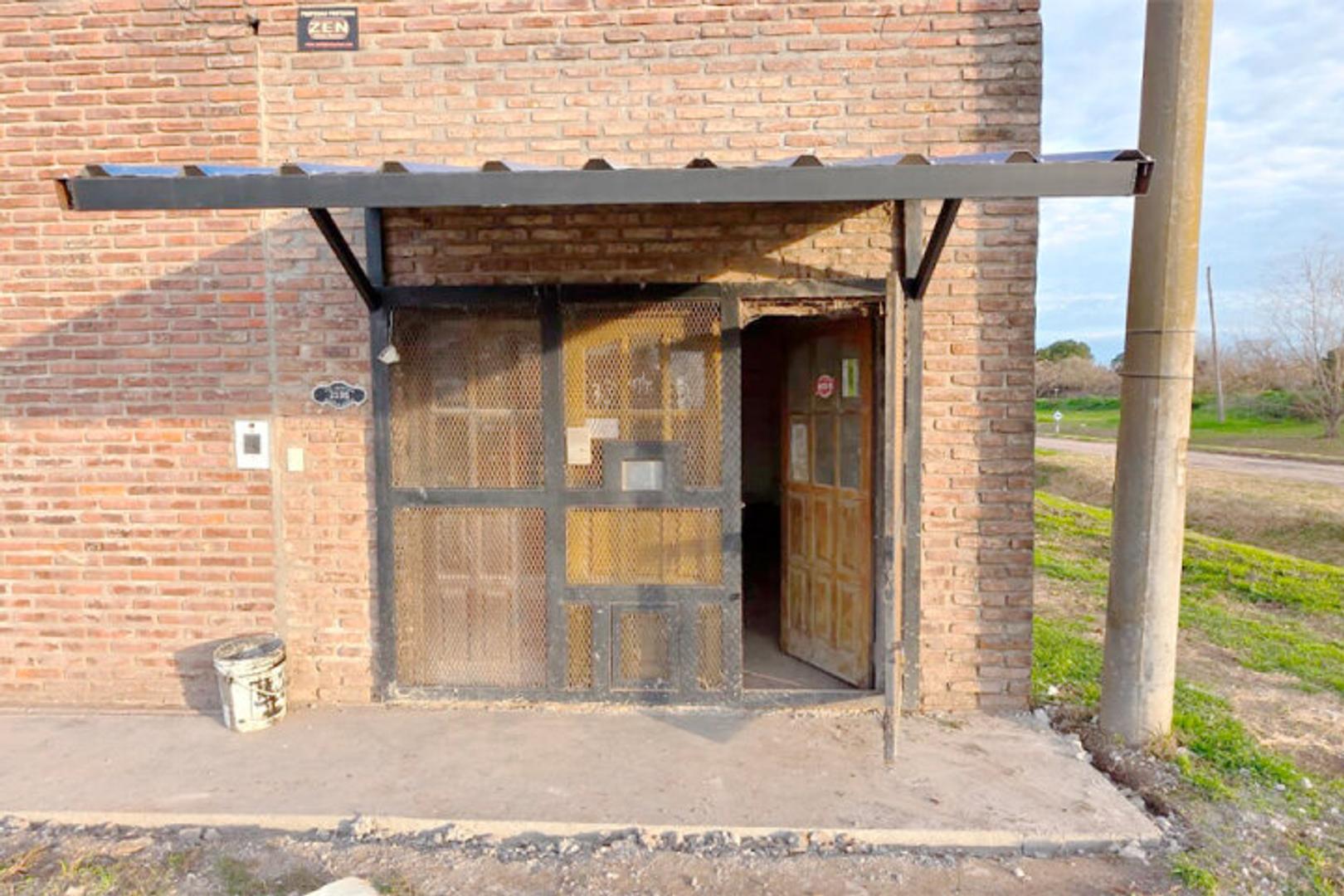 Galpon en Alquiler en Pueblo Esther, $ 1.500.000