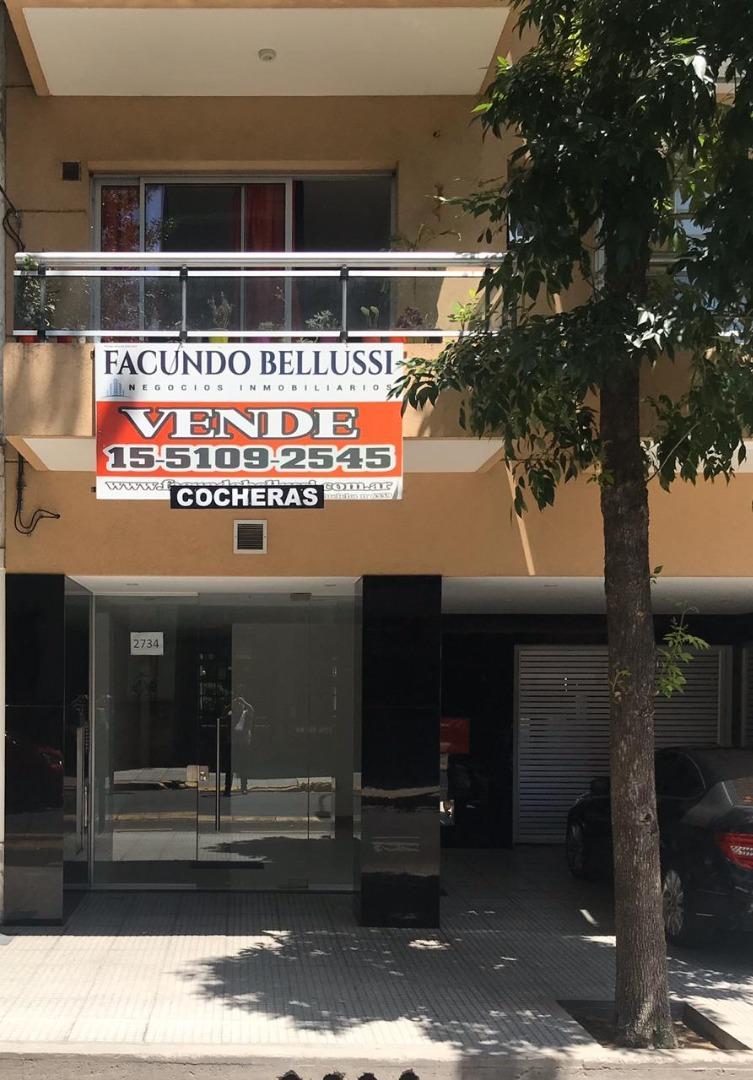 Cochera en Venta en Edificio en el Barrio de Flores