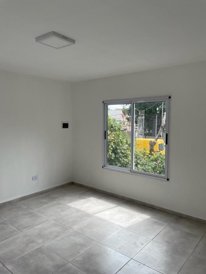 Depto Tipo Casa en Venta en Merlo, USD 35.000