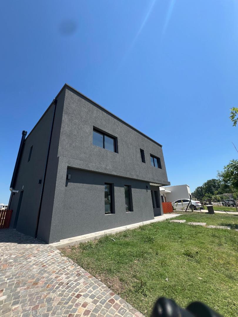 CASA A ESTRENAR EN SAN PABLO