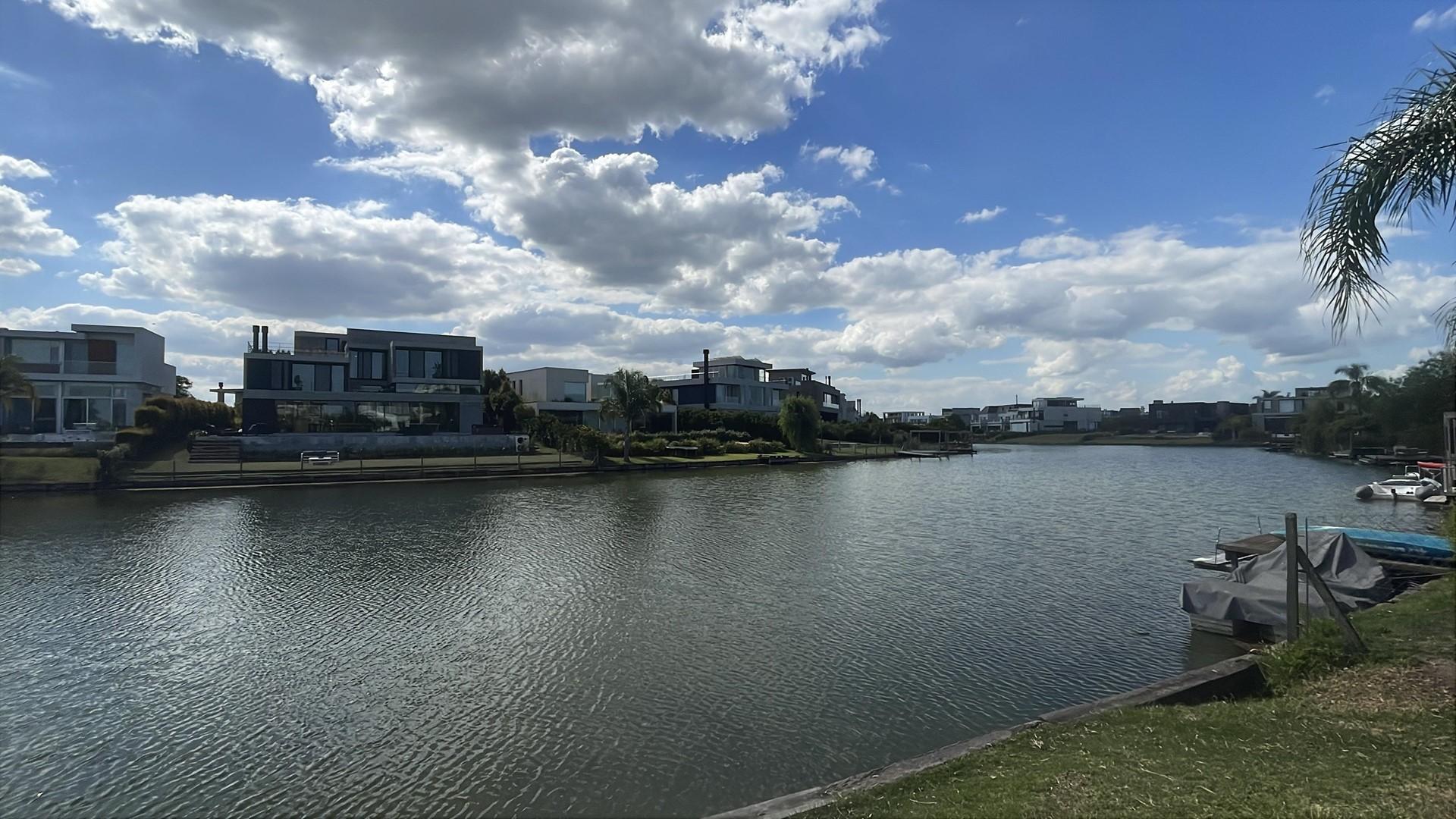 Terreno en Venta de 996,0 m2