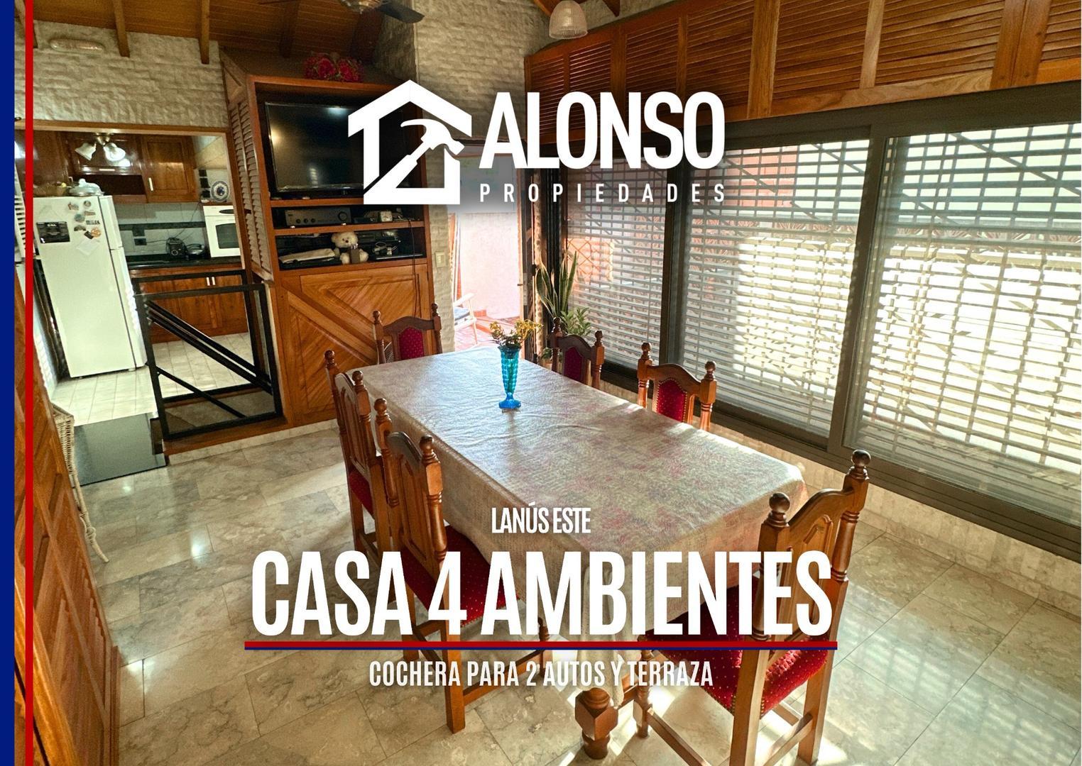 Casa 4 Ambientes con Cochera en Venta en Lanús