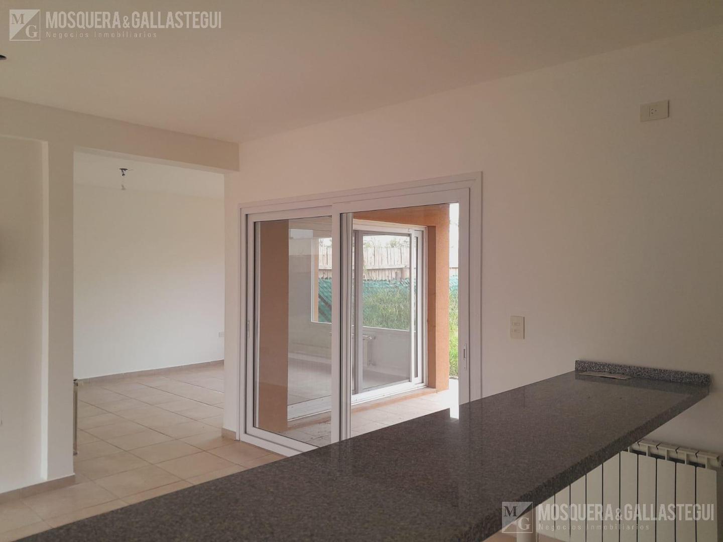 Casa en Alquiler en Villanueva, USD 1.400