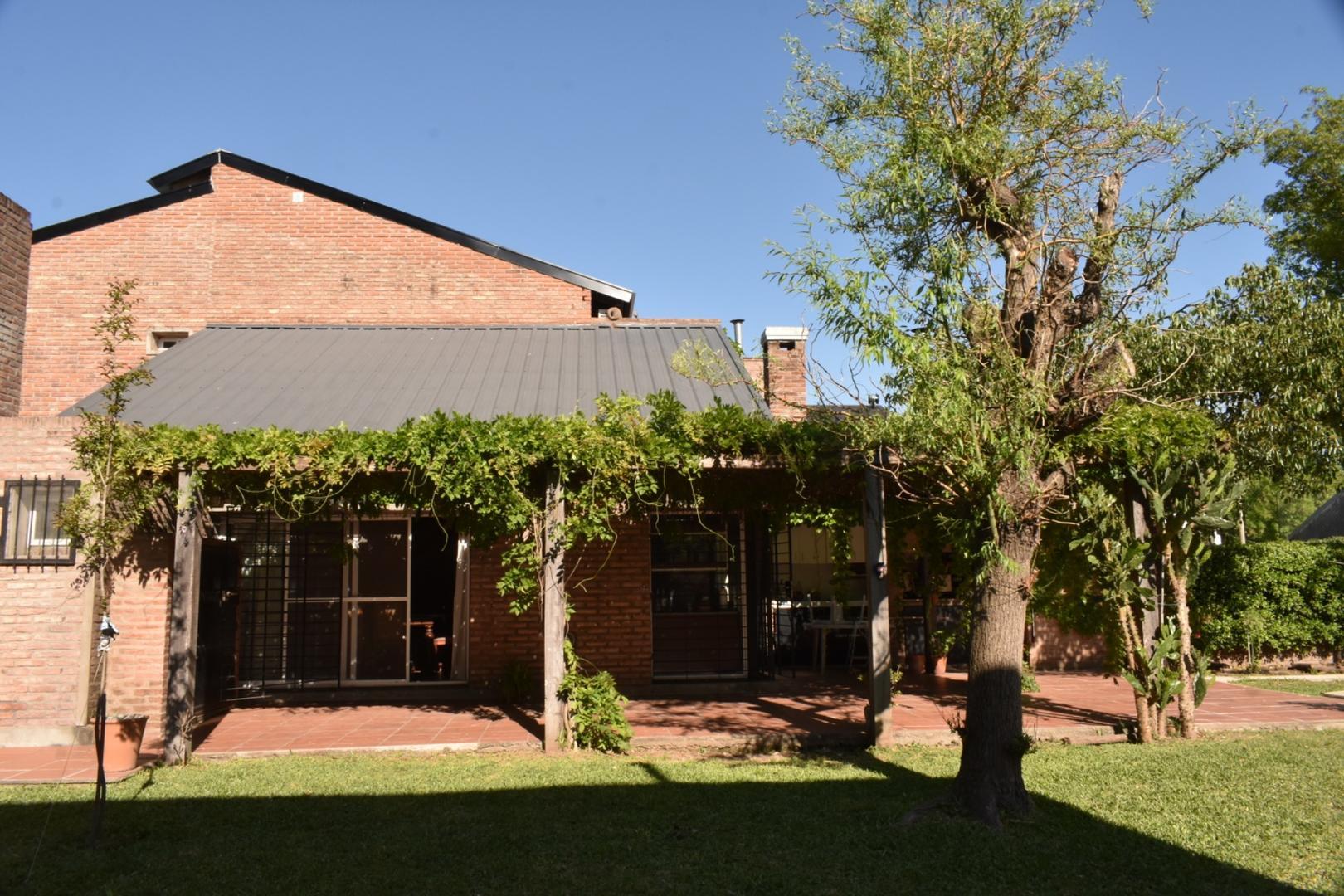 Hermosa casa en venta en Granadero Baigorria