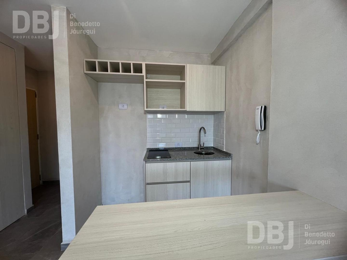 Departamento en Alquiler en Almagro, $ 550.000