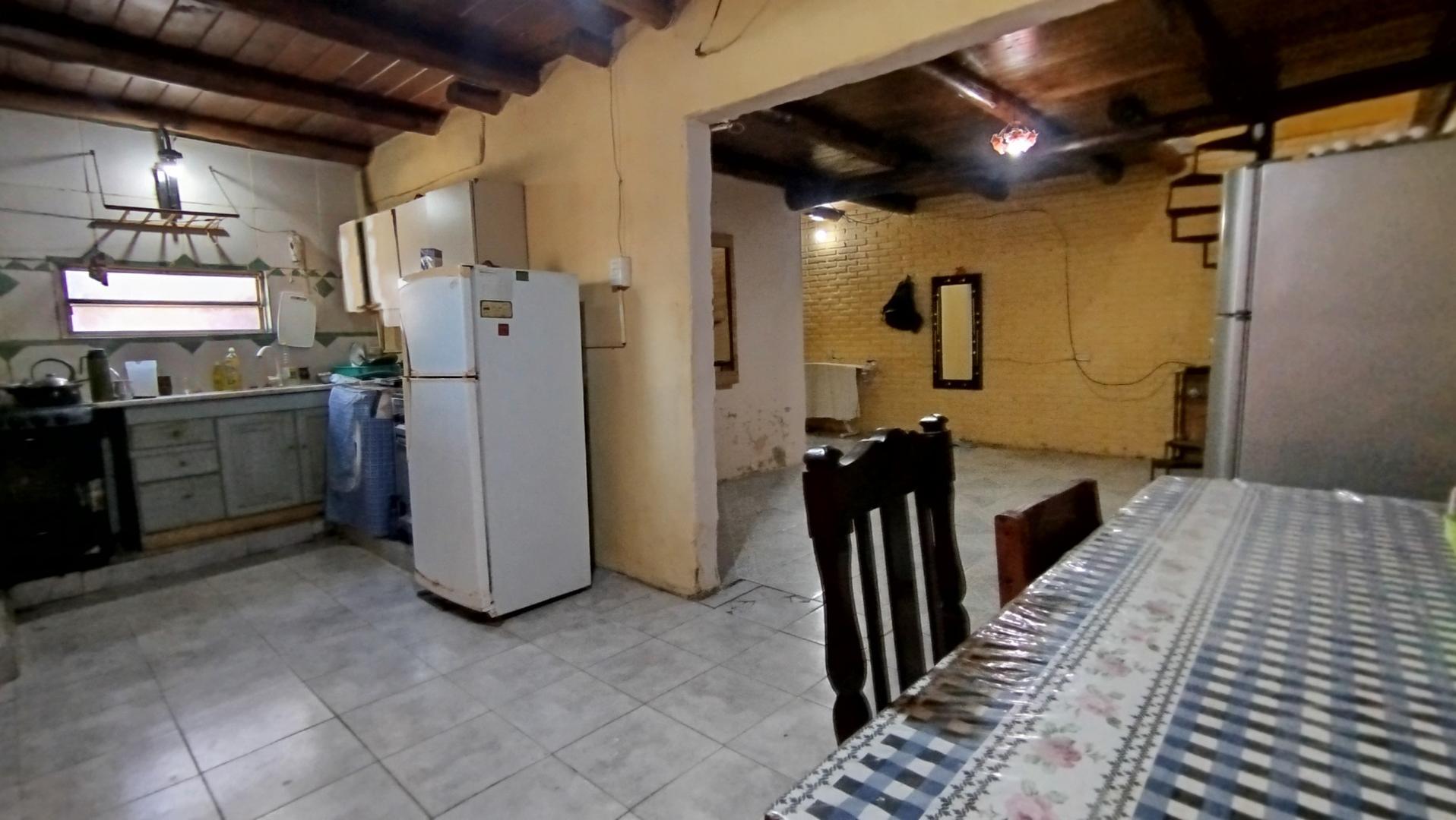 VENTA CASA DE 2 DORMITORIOS EN BAIGORRIA