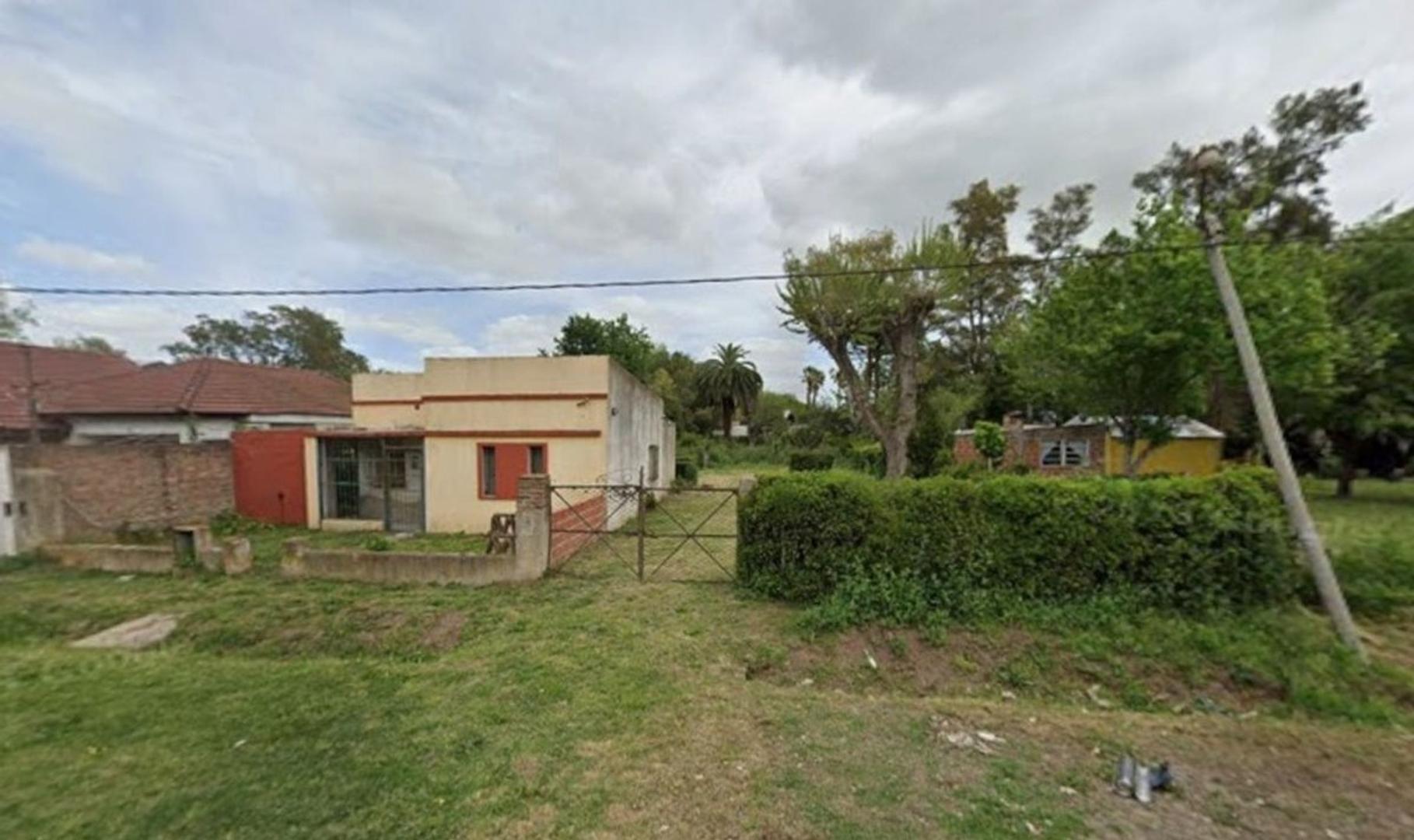 Casa doble lote c jardin zona Laguna San Vicente