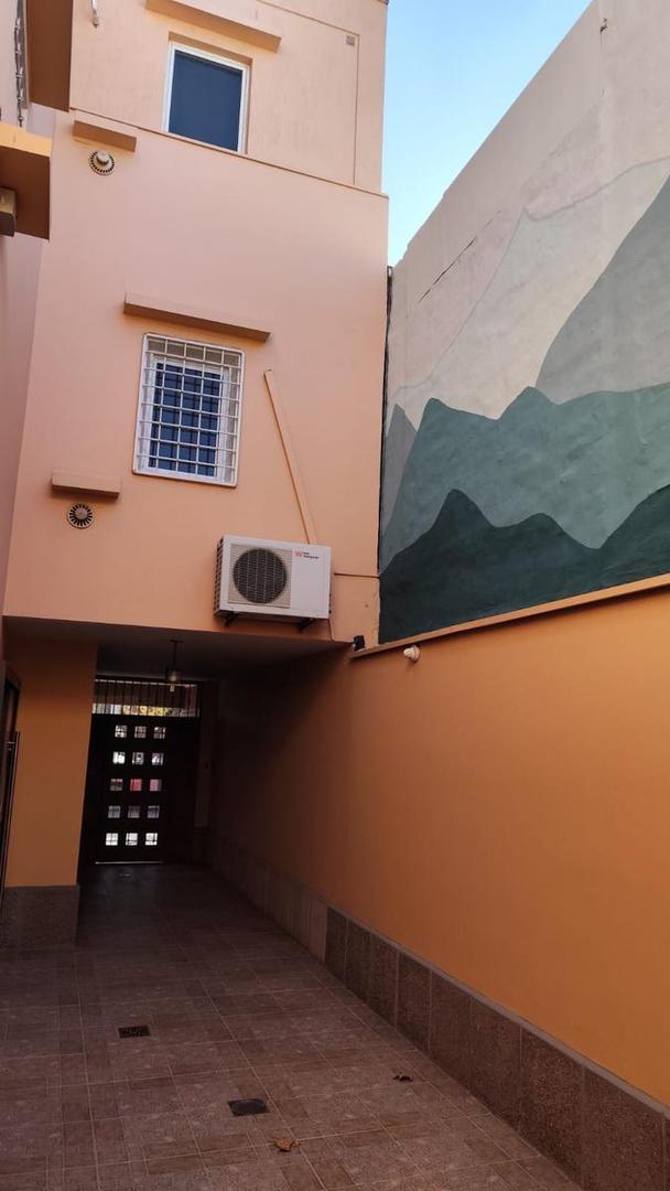 Depto Tipo Casa en Venta de 4 dormitorios