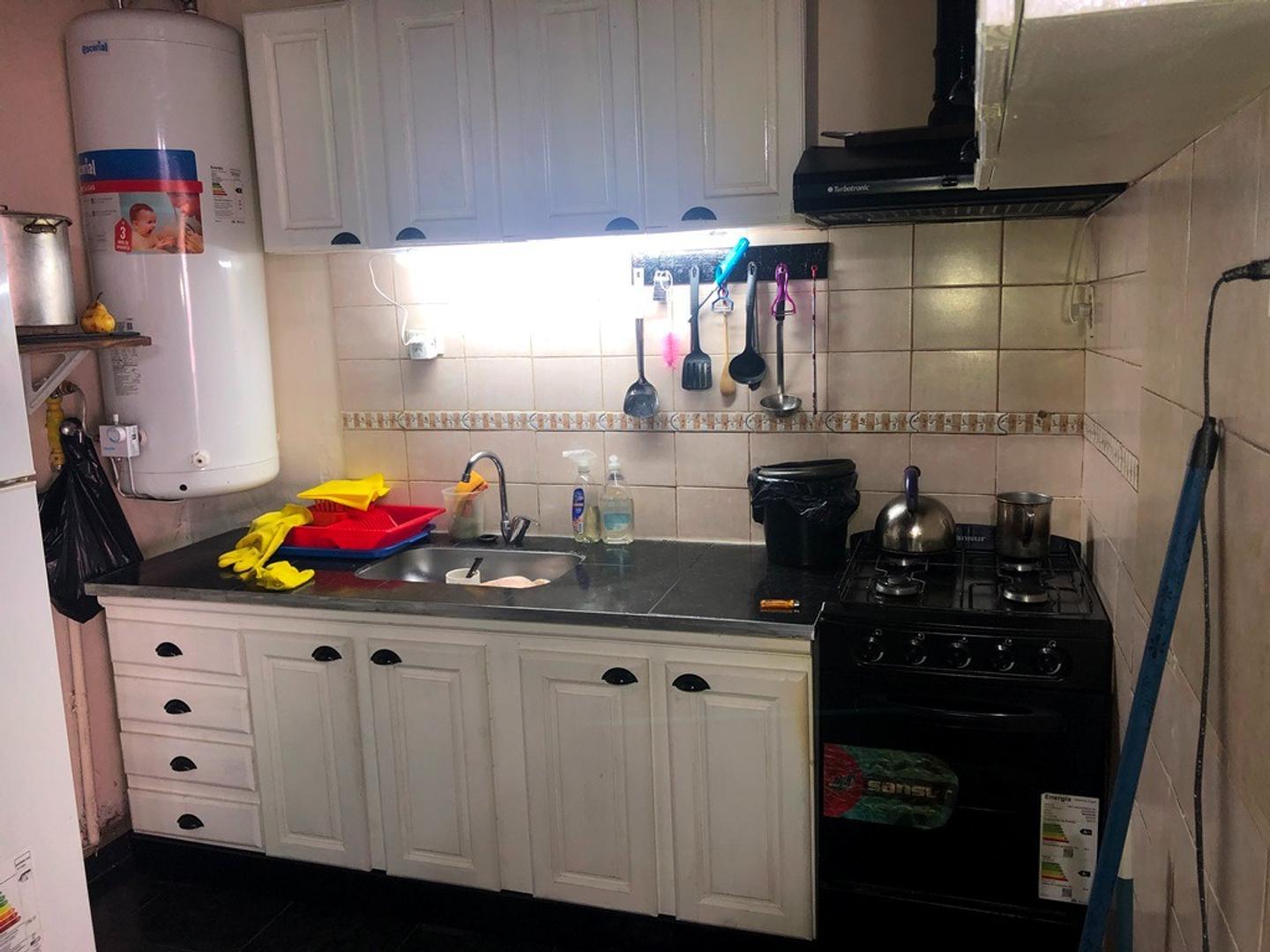 CASA EN VENTA :: PH :: 4 AMBIENTES :: UDAONDO