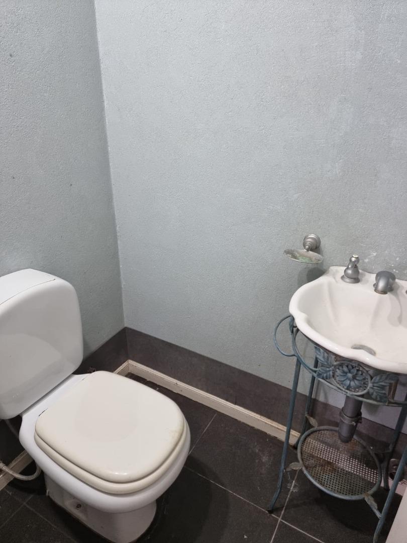 Casa en Venta con 7 cocheras