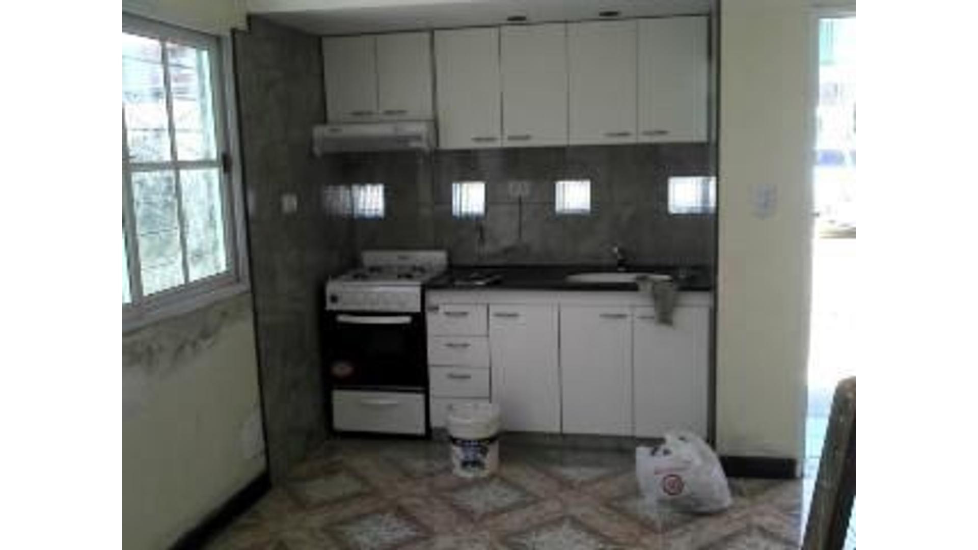 Depto Tipo Casa en Alquiler de 1 dormitorio