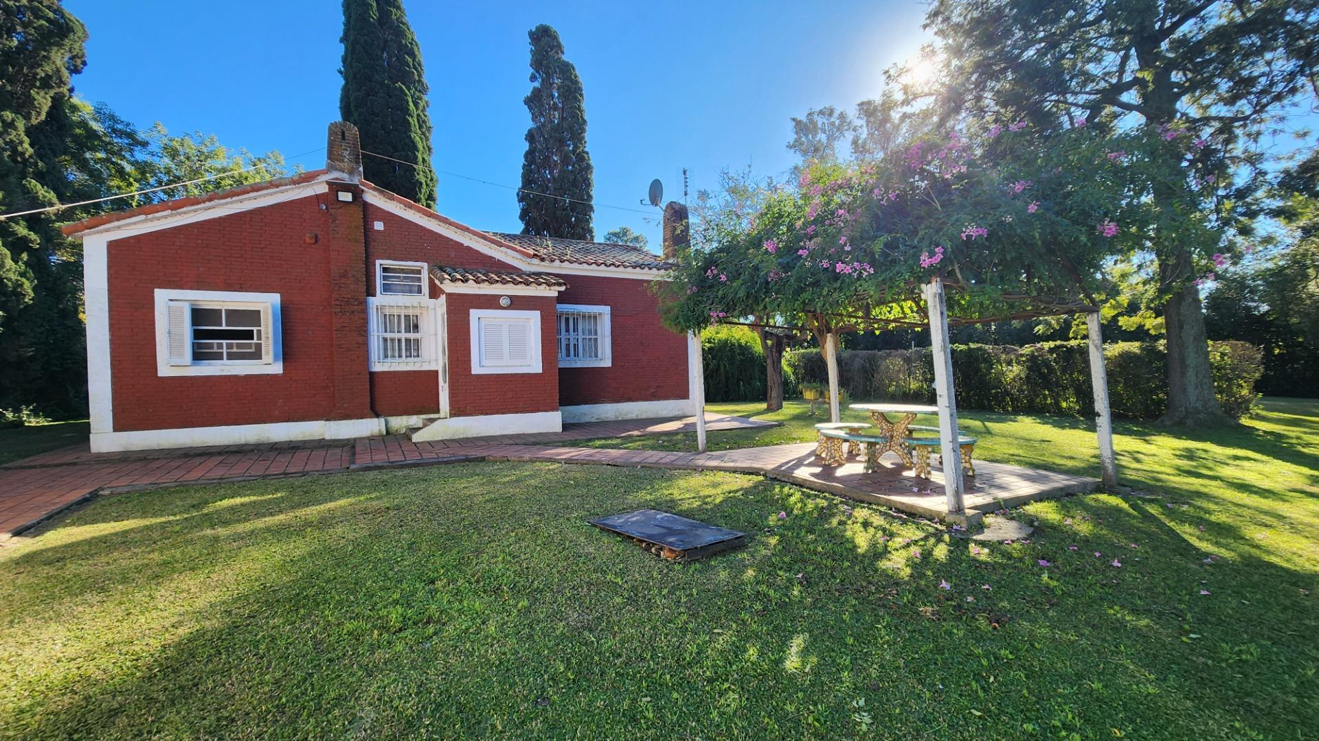 CASA SOBRE LOTE DE 6.000 MT2 Y BAJADA EXCLUSIVA AL RIO