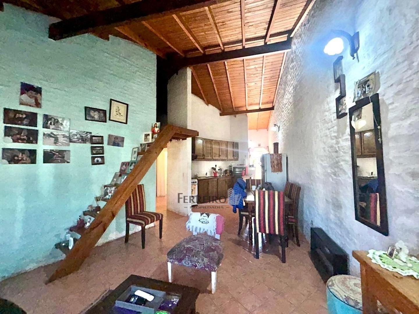 Casa 4 ambientes con 1 baño