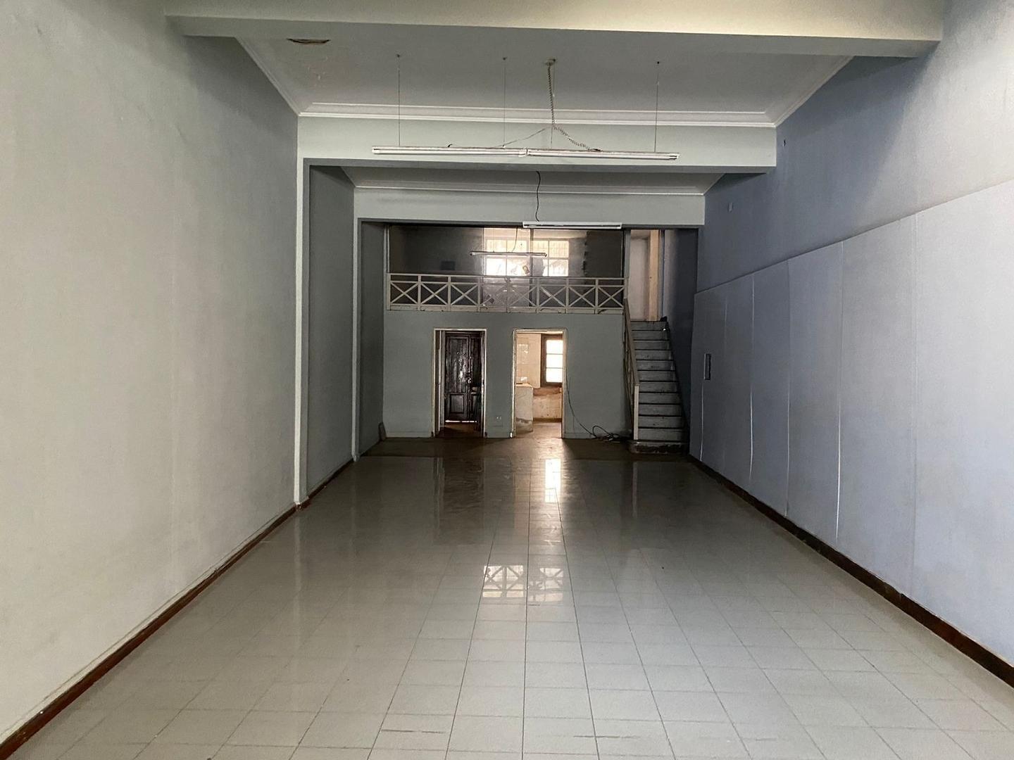 Local en Venta en Centro, USD 220.000