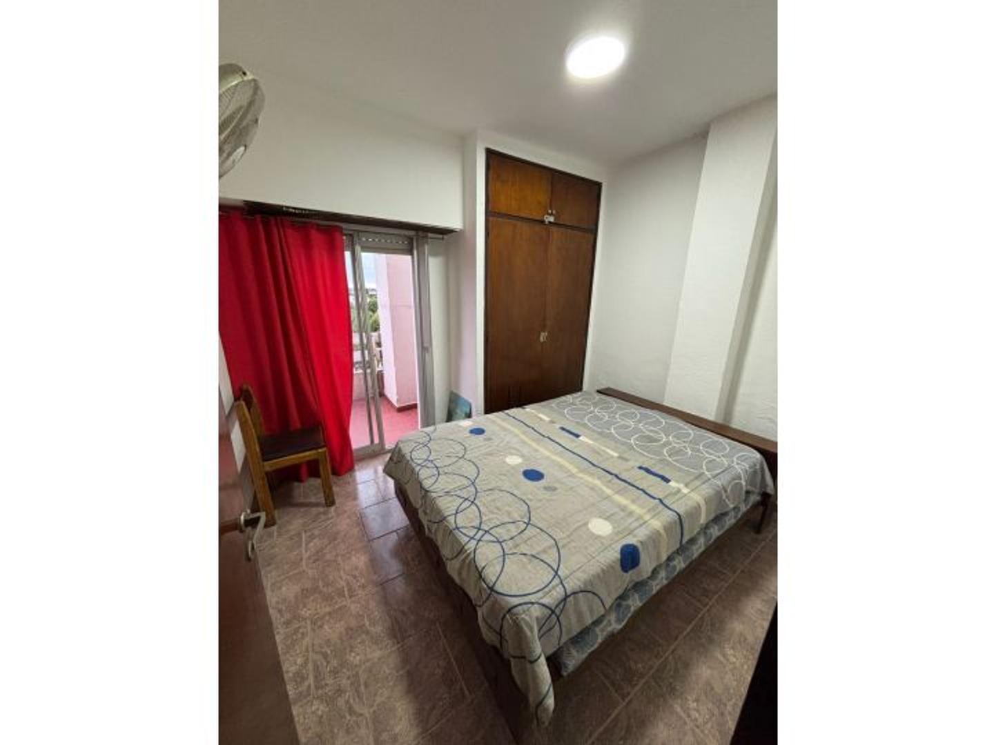 Alquiler temporario departamento de 2 ambientes en Miramar. Edificio Arenas