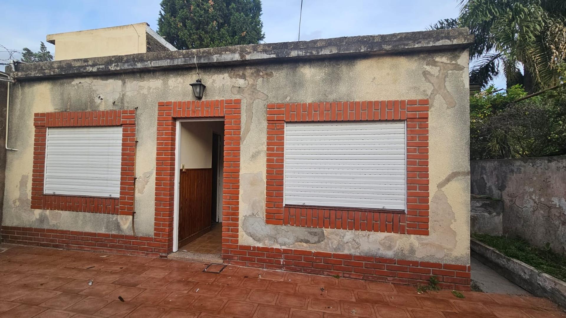 3 amb ALQUILER PH interno