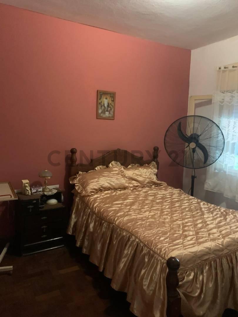 Casa en Venta en Bernal, USD 99.000