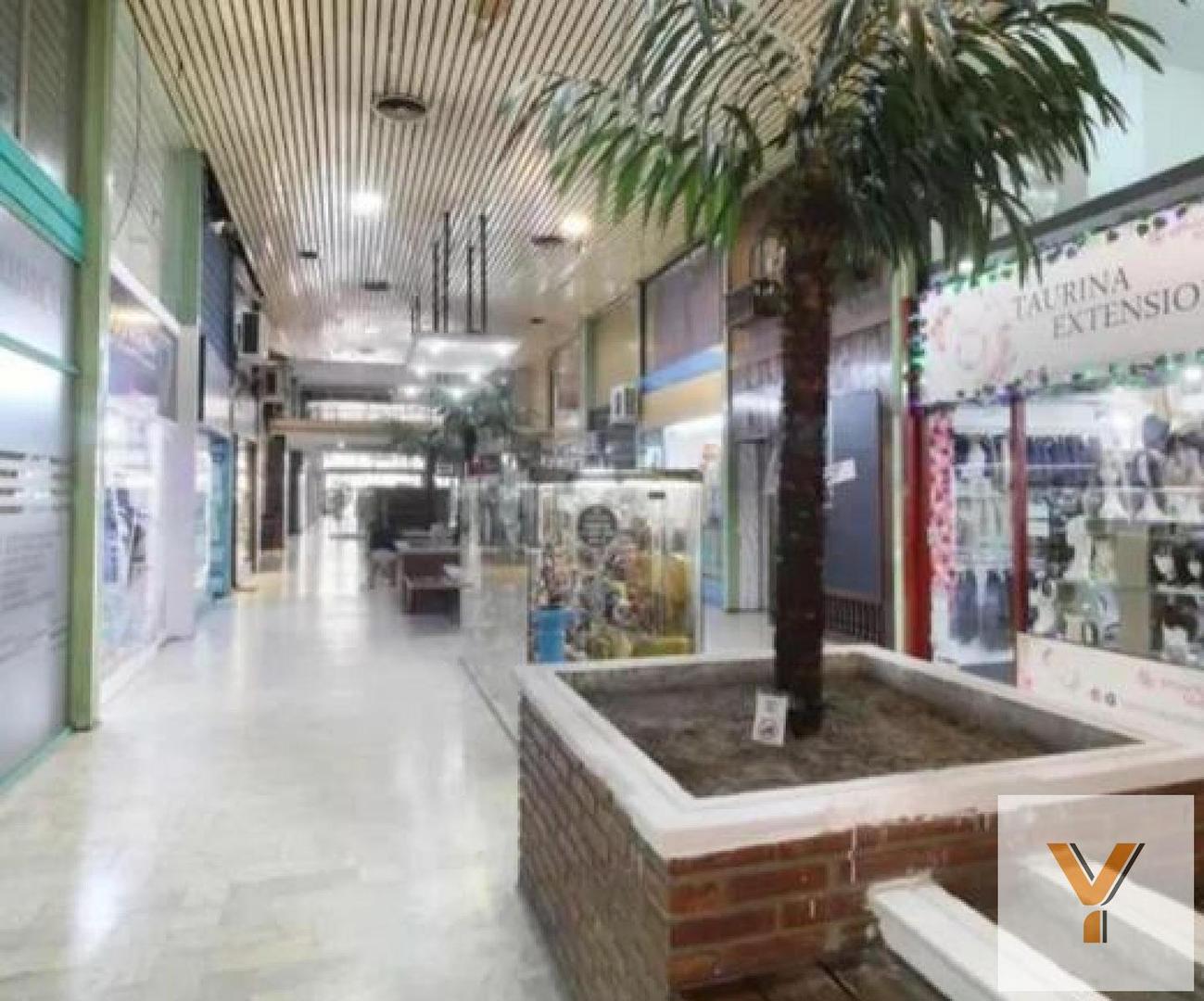 Local en Venta en Flores, USD 25.000