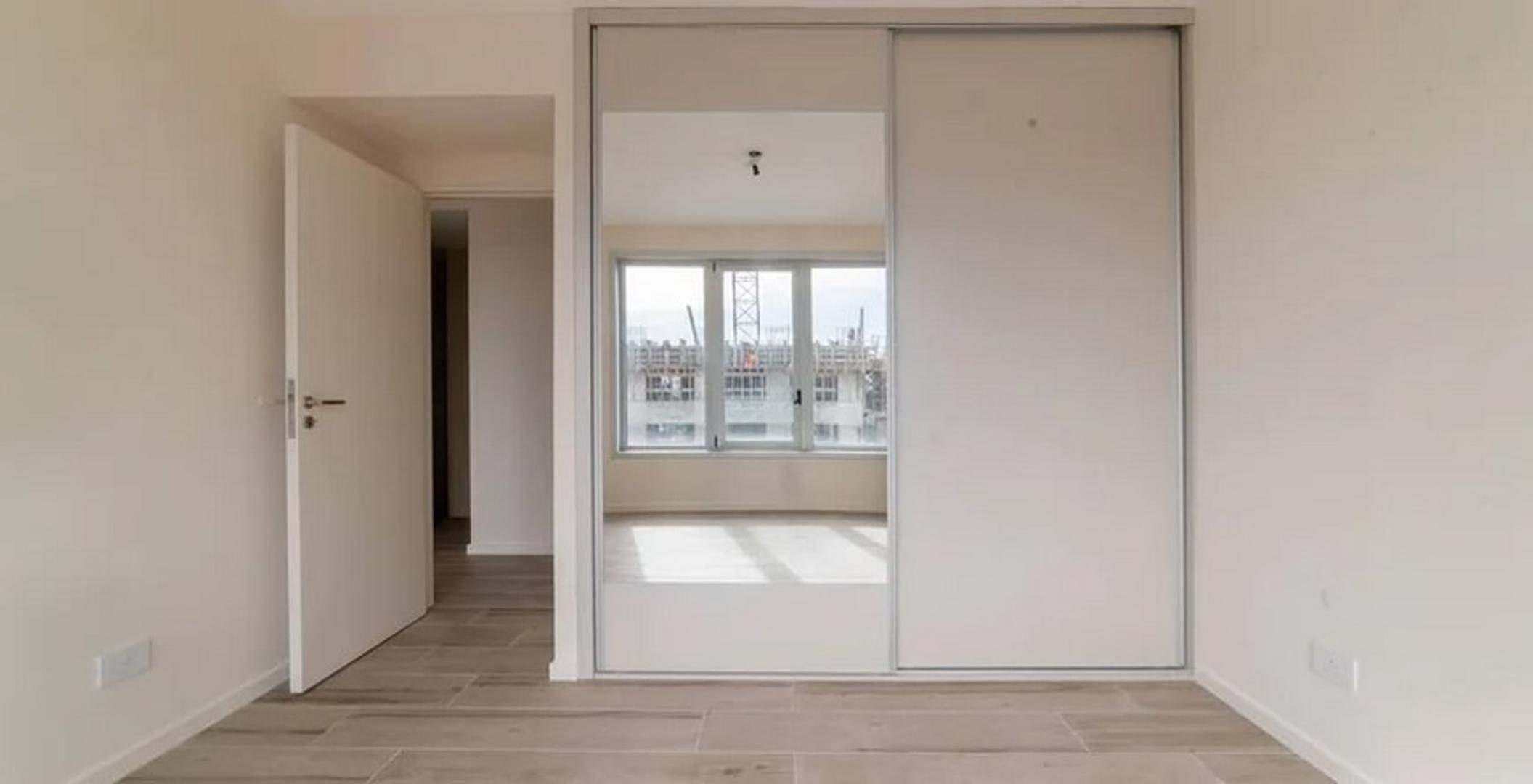 Sara Pinasco de Julierac 1700 , Piso 19