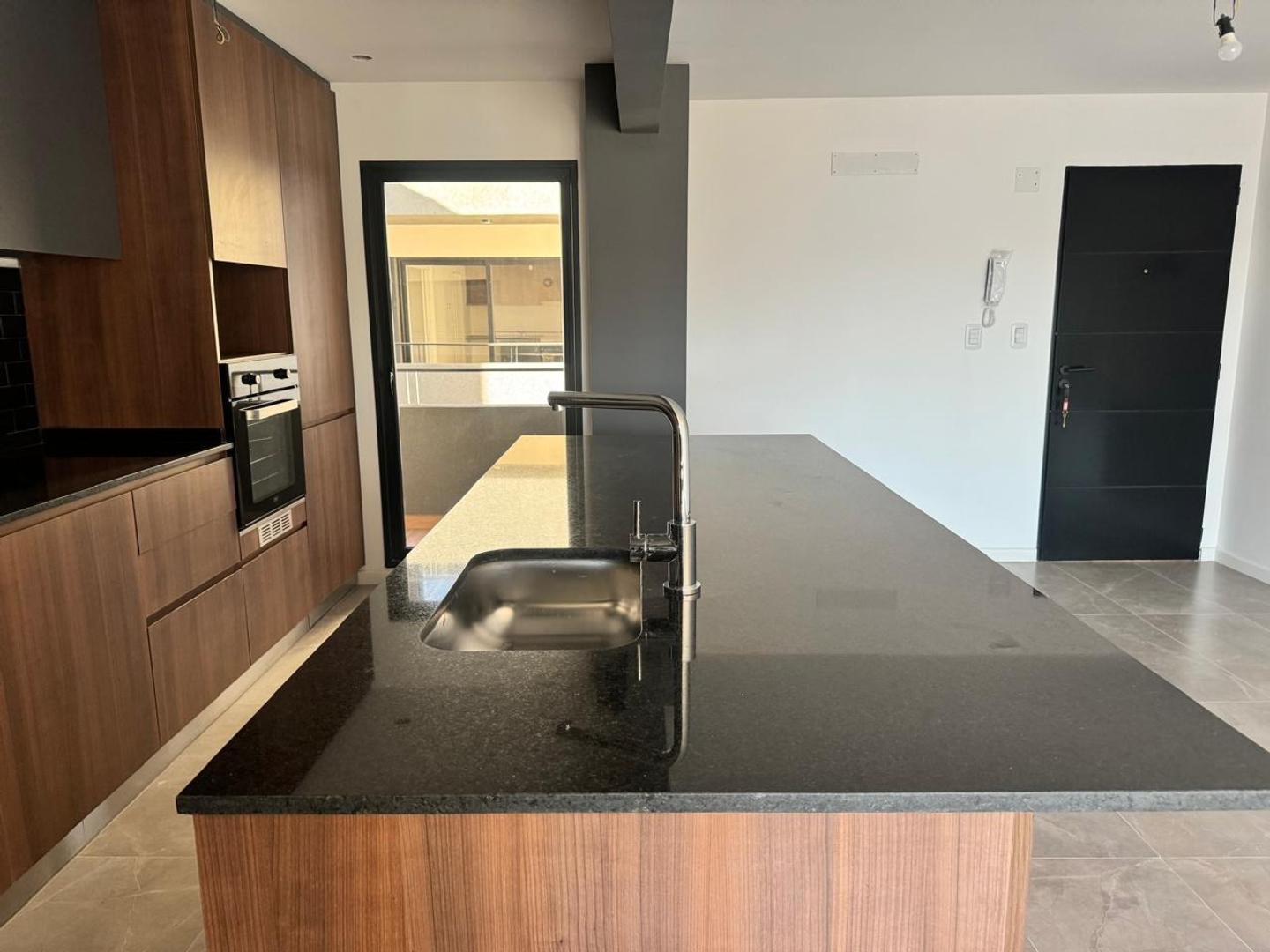 Chacabuco 100, Piso 4