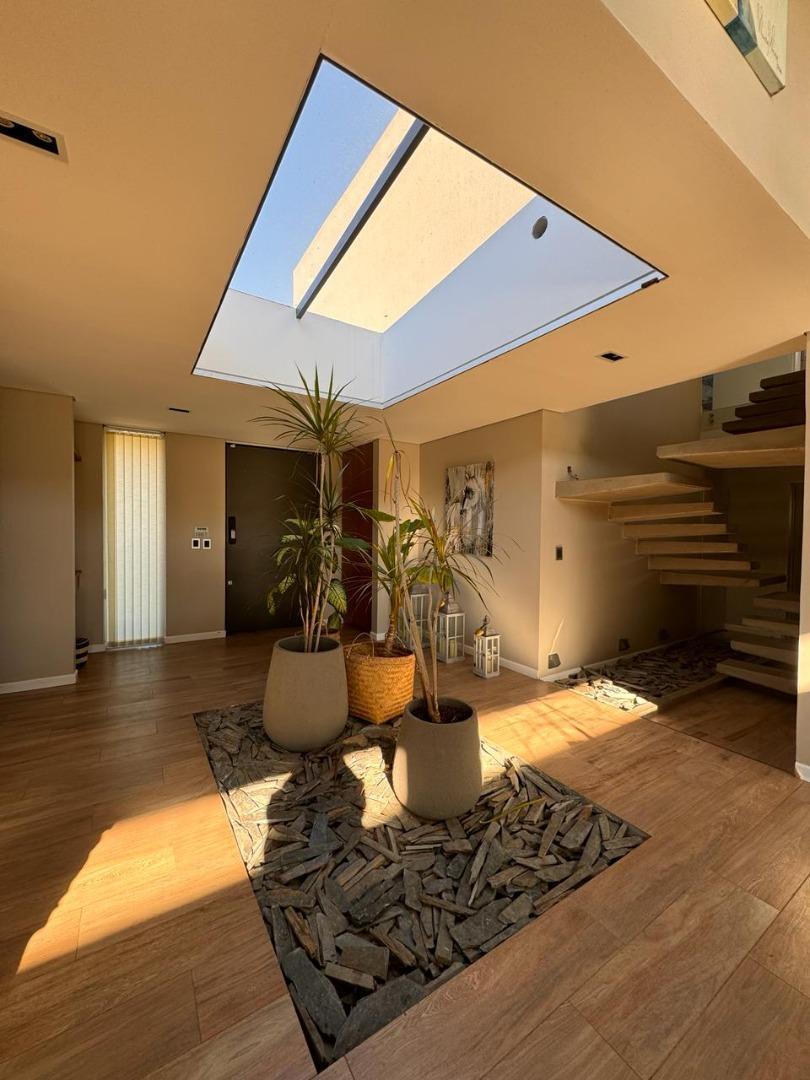 Casa en Venta en Centenario, USD 580.000