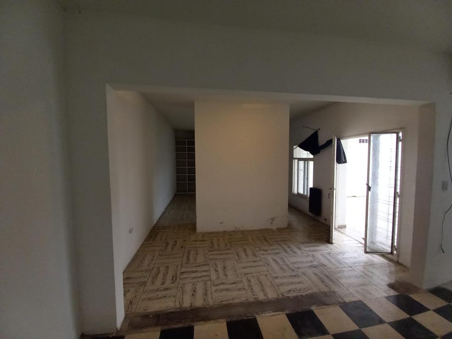Depto Tipo Casa en Venta de 2 ambientes