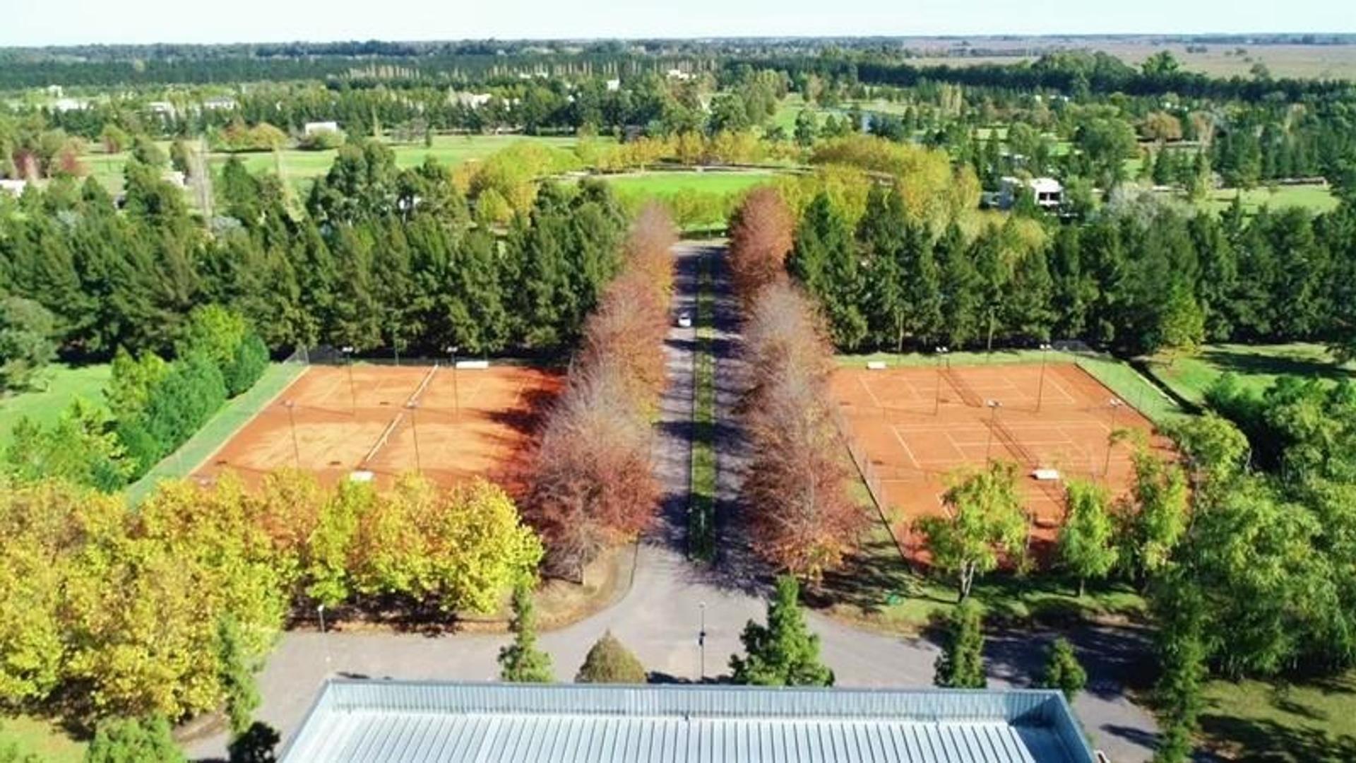 Terreno en Venta en Club Miralagos, USD 60.000