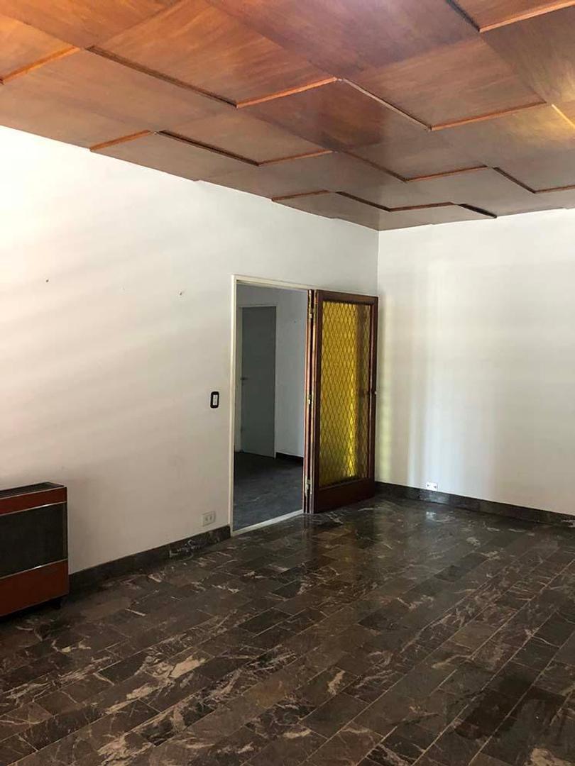 Depto Tipo Casa en Venta en Temperley, USD 120.000