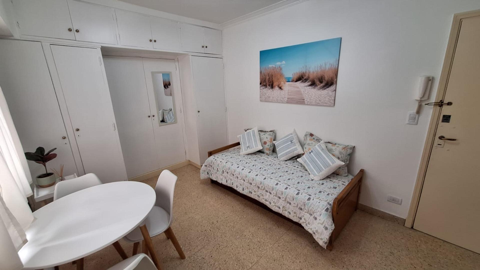 VENTA MONOAMBIENTE - PLAZA MITRE-