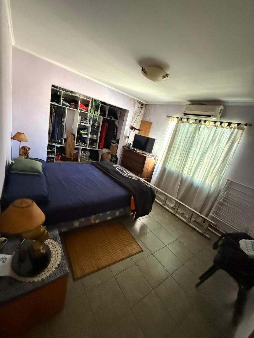 O Higgins 977 , Piso PB