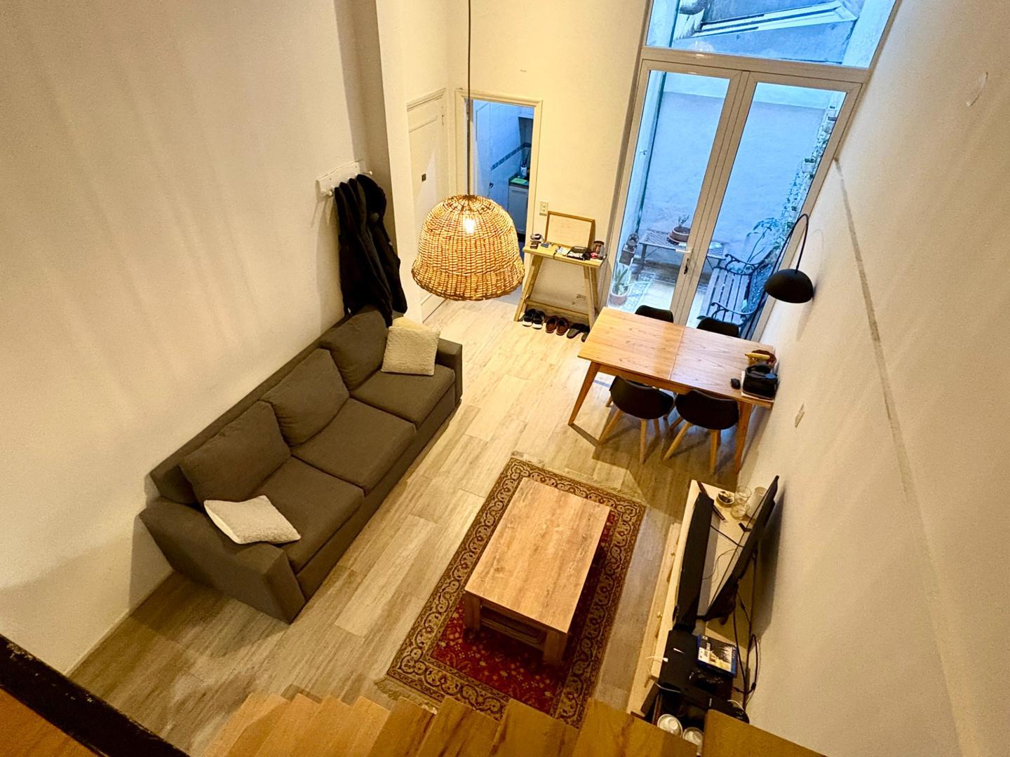 Junin 1380 , Piso PB