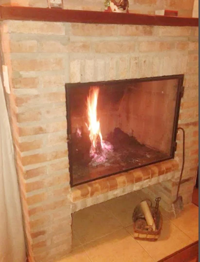 Casa 3 ambientes con 2 baños