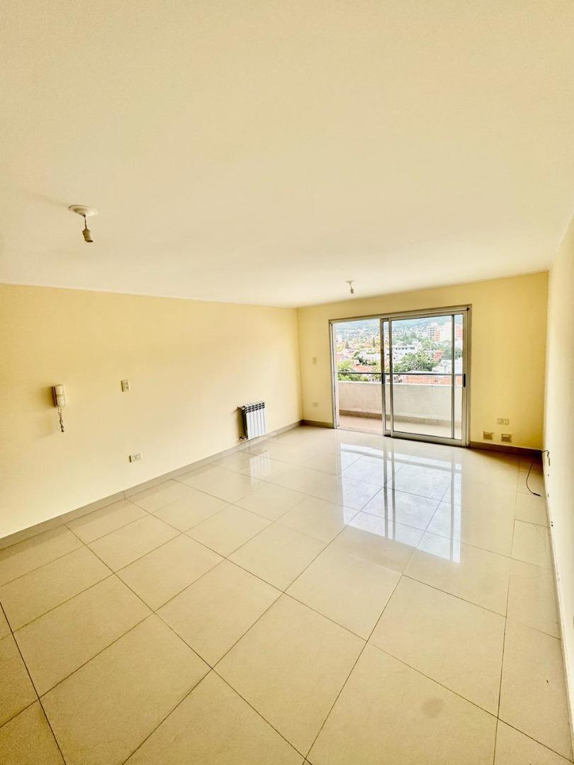 Departamento en Venta en Zona Centro, USD 118.000