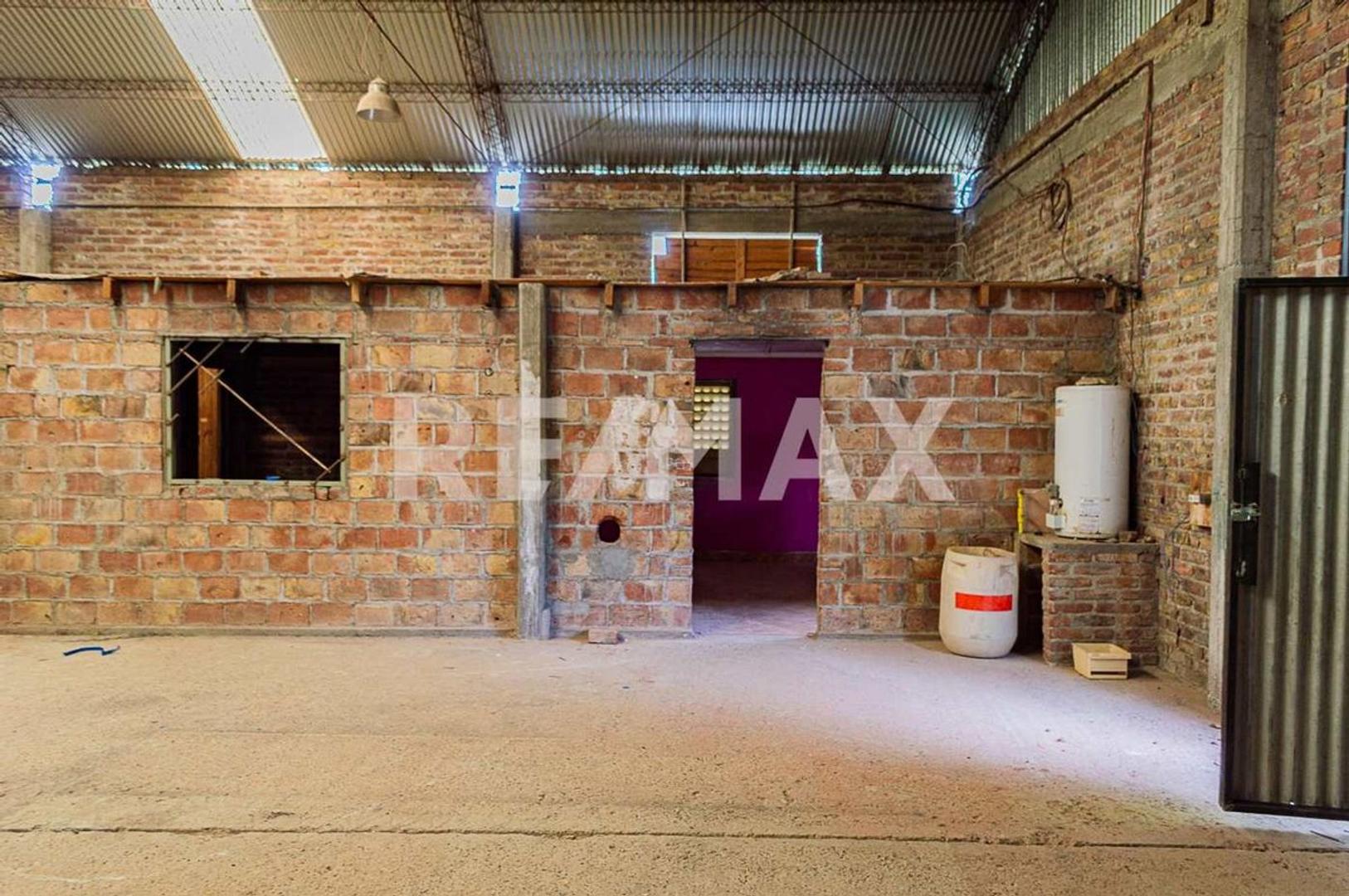 Venta de Galpón 240 M2 Plottier