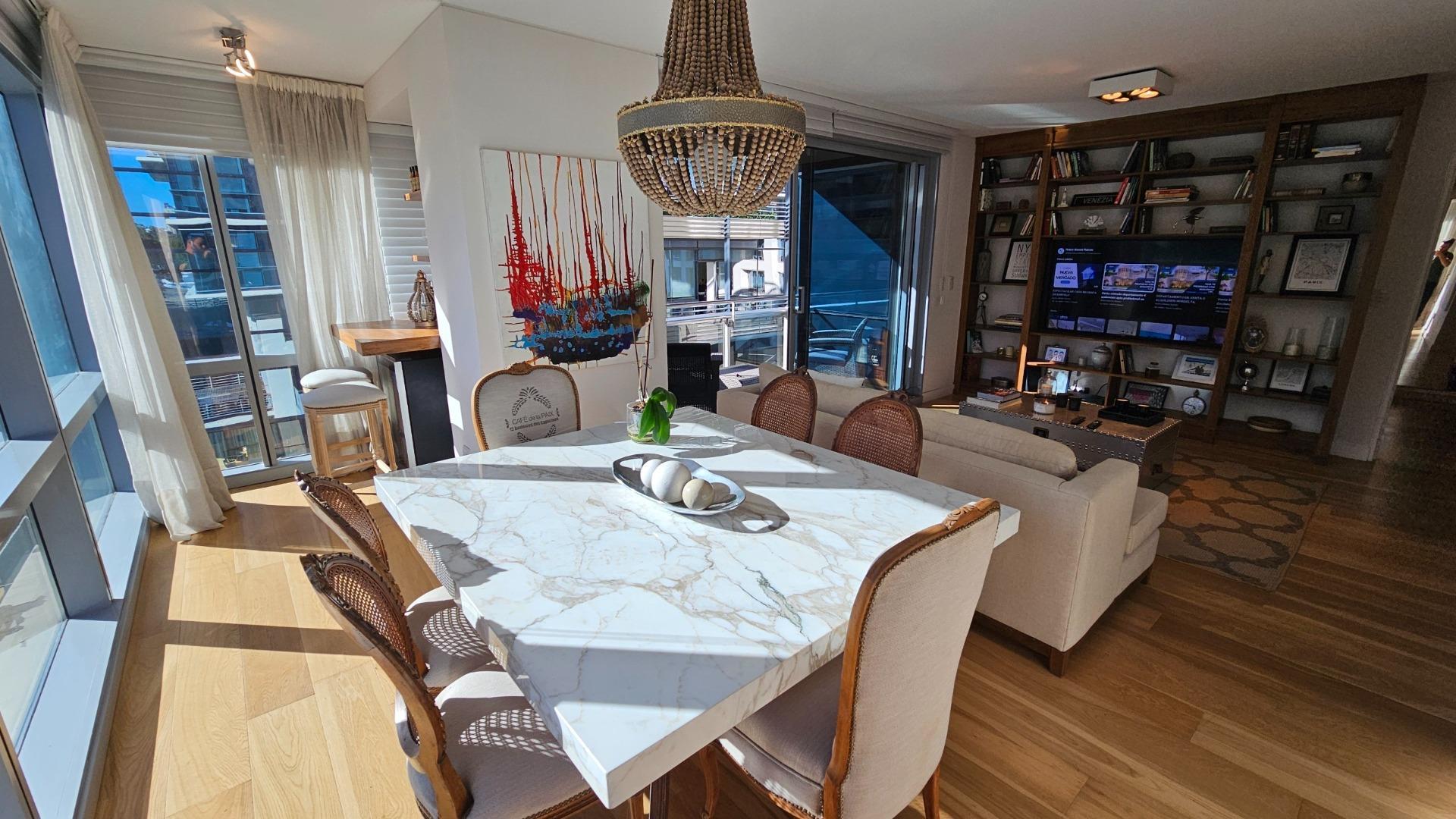 Juan Carlos Cruz 100, Piso 4