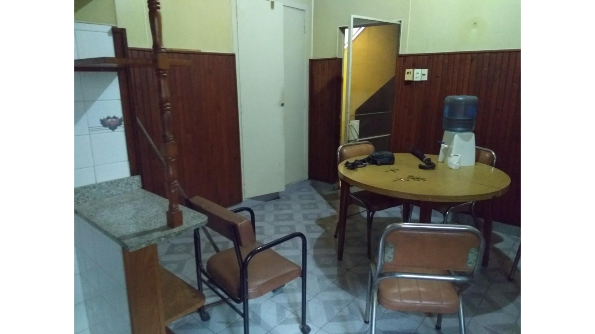 Casa en Venta en Avellaneda, USD 220.000