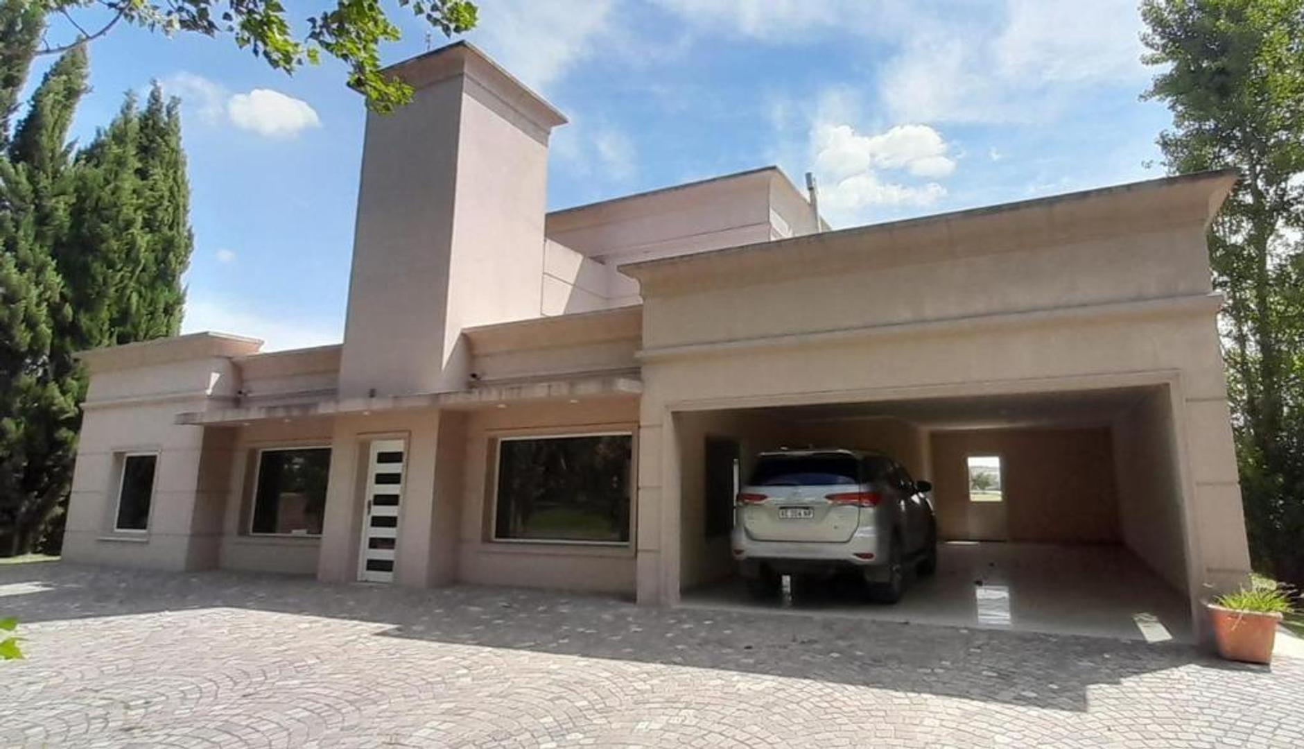 Casa en Venta de 4 dormitorios